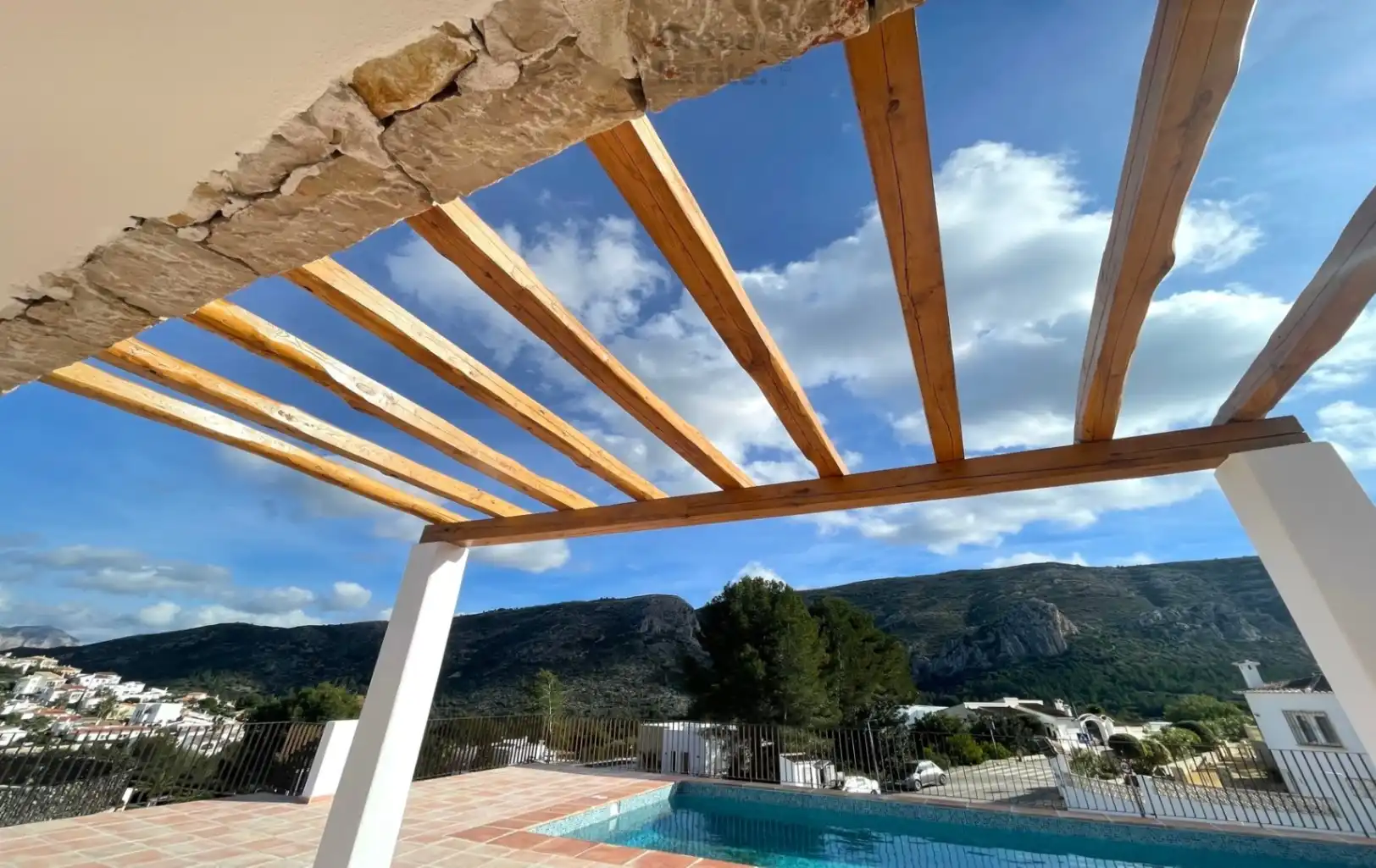 Luxe Ibiza-Style Villa met Panoramisch Bergzicht foto 37