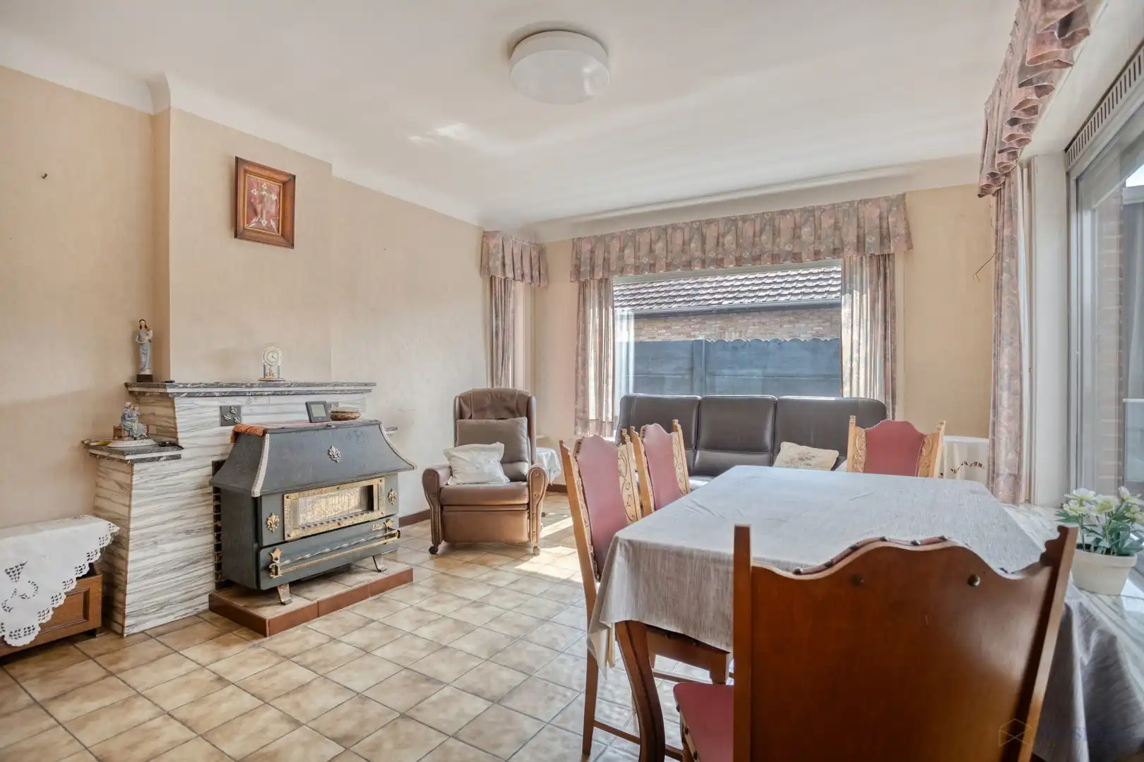 Halfopen woning te koop in centrum Averbode foto 6