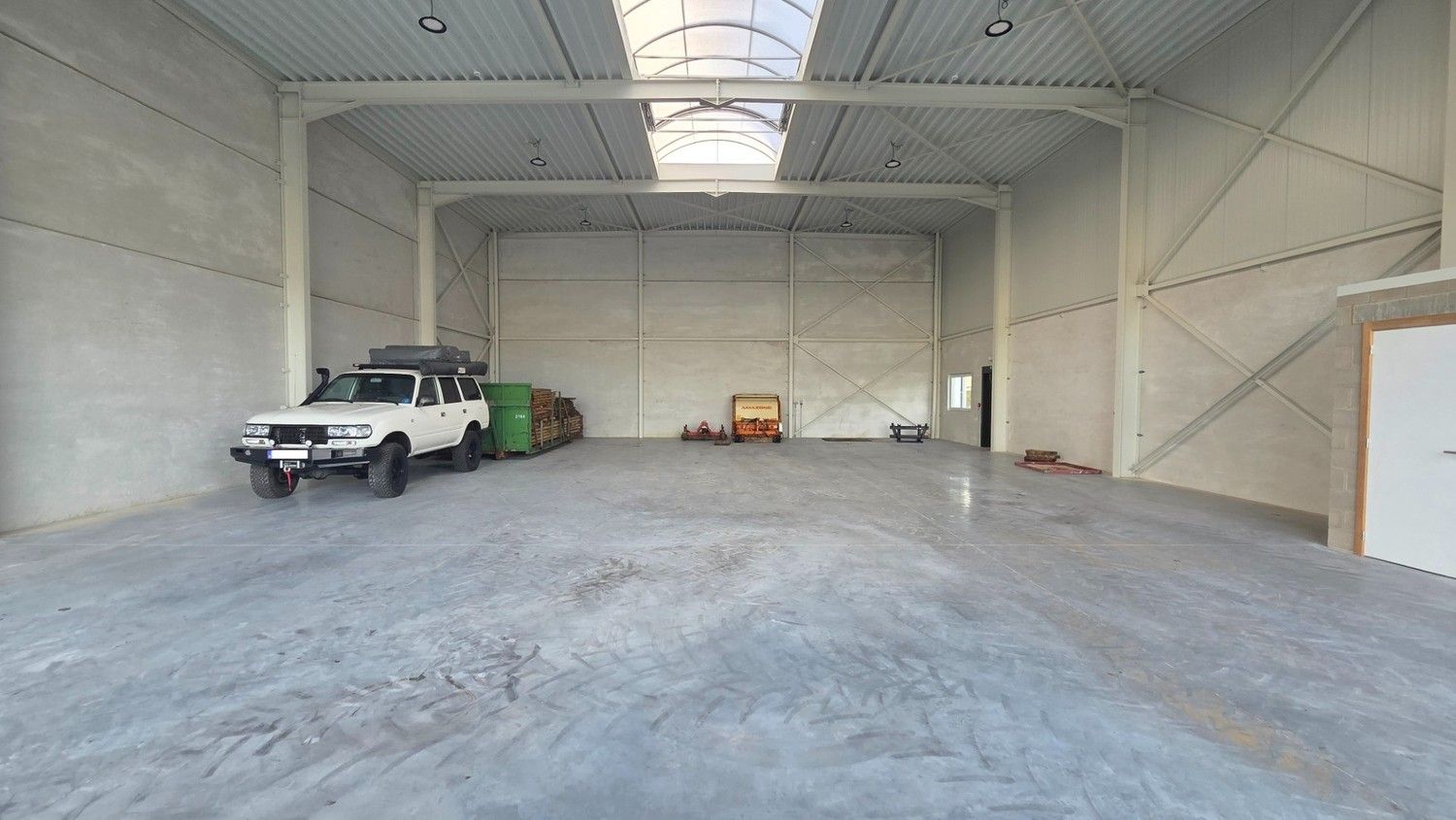 Moderne nieuwbouw bedrijfshal (320m²) te BREE foto 7