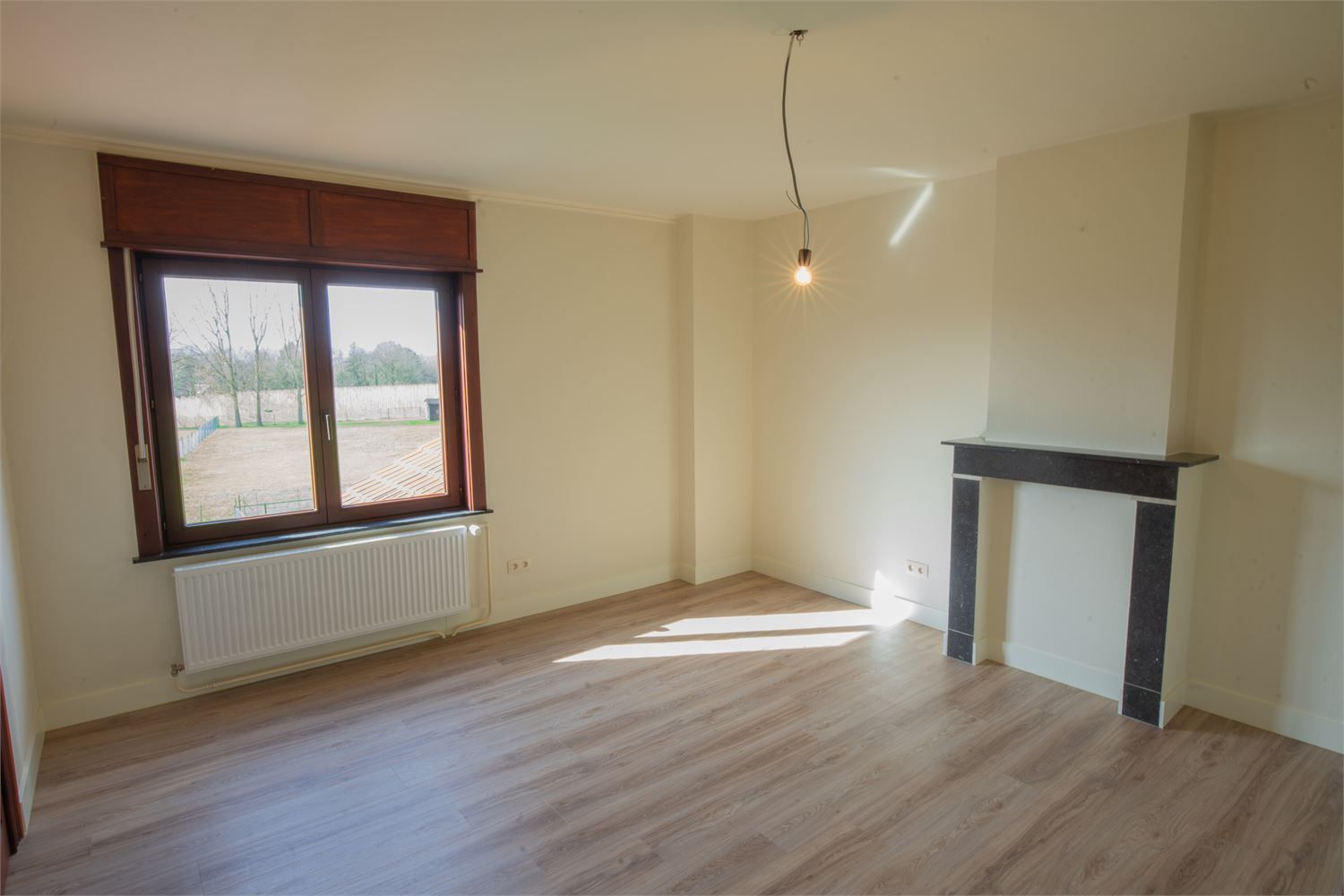 Ruime en Recent Gerenoveerde Woning te Huur aan de Stadsrand van Aarschot foto 10
