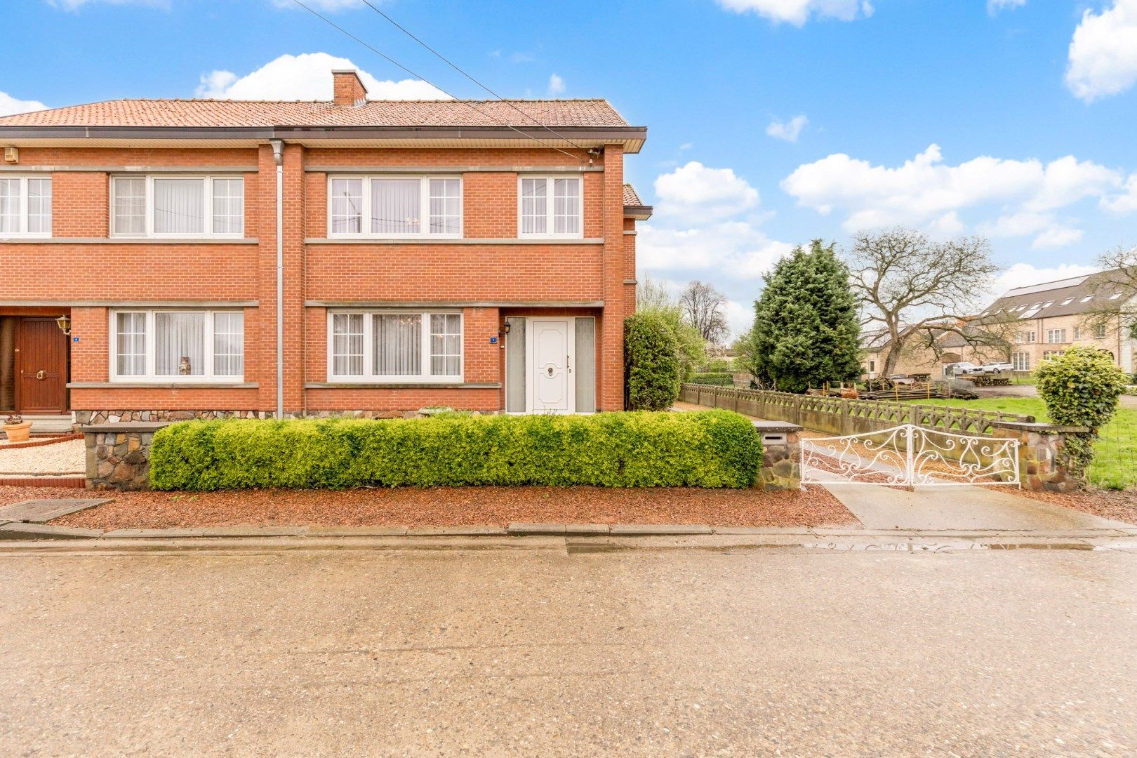 Mooie, goed onderhouden woning met tuin te Riemst-Zussen foto 29