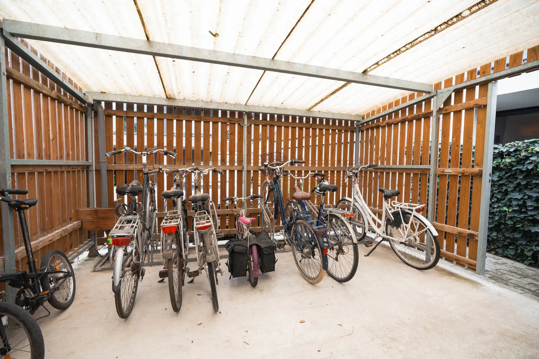 Gelijkvloers appartement op toplocatie in Wezemaal foto 27