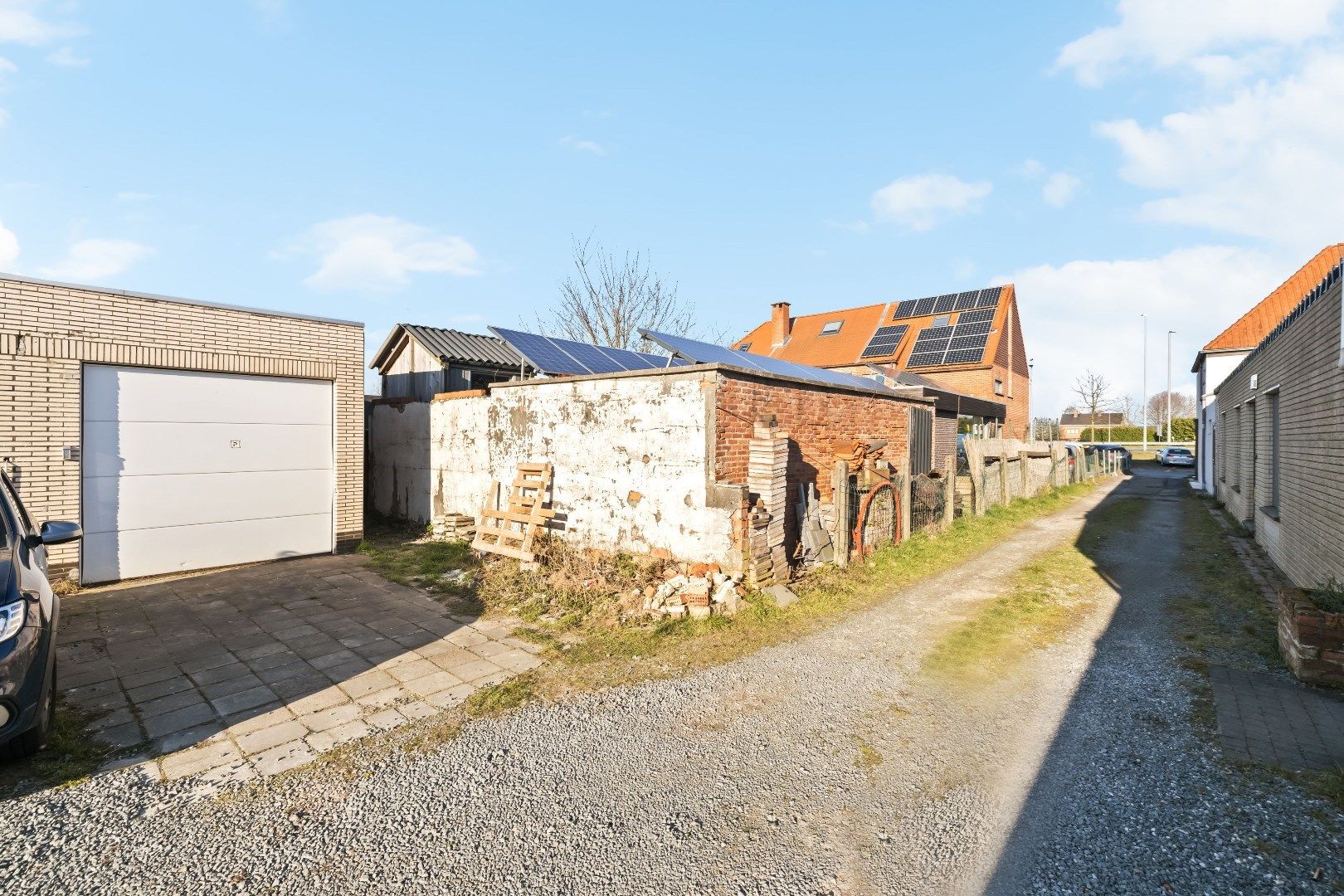 HOB met 3 slpks en oprit te Sint-Niklaas! foto 12