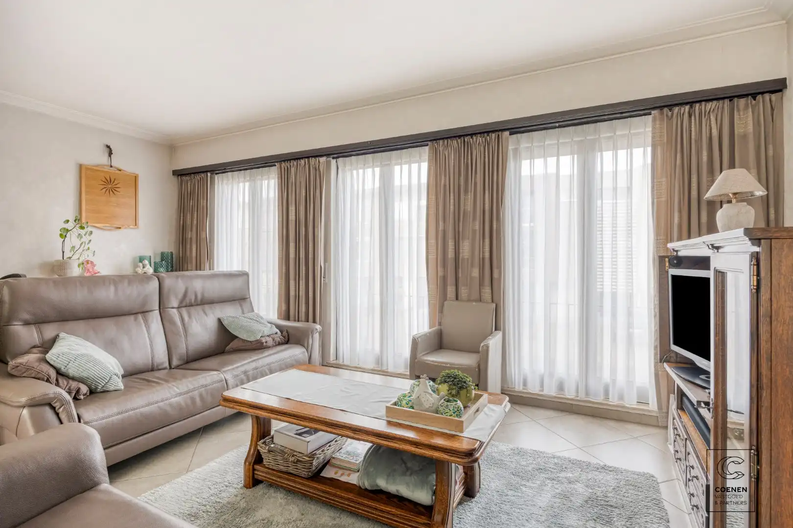 Zeer verzorgde bel-etagewoning op een centrale ligging te Kontich! foto 5