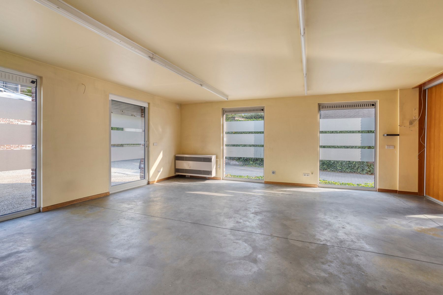 Centraal gelegen kantoorruimte van 110m² !! foto 9