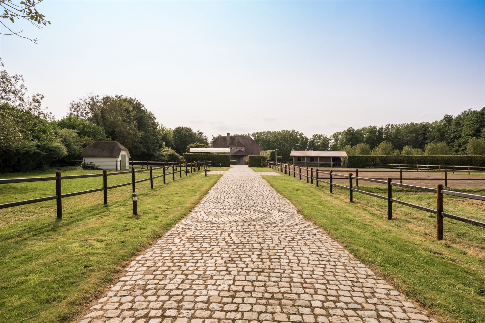 Uitzonderlijk en uniek pand in een paradijselijke omgeving waar luxe en natuur samenkomen foto 6