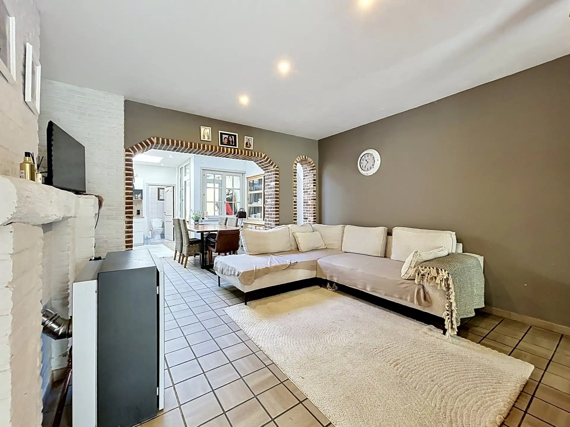 Prachtige gezinswoning met 3 slaapkamers in hartje Sint-Niklaas! foto 3