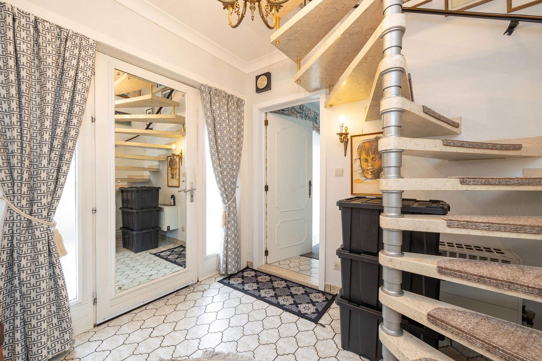 Ruime karaktervolle woonst met magazijn bij Berlare centrum foto 8