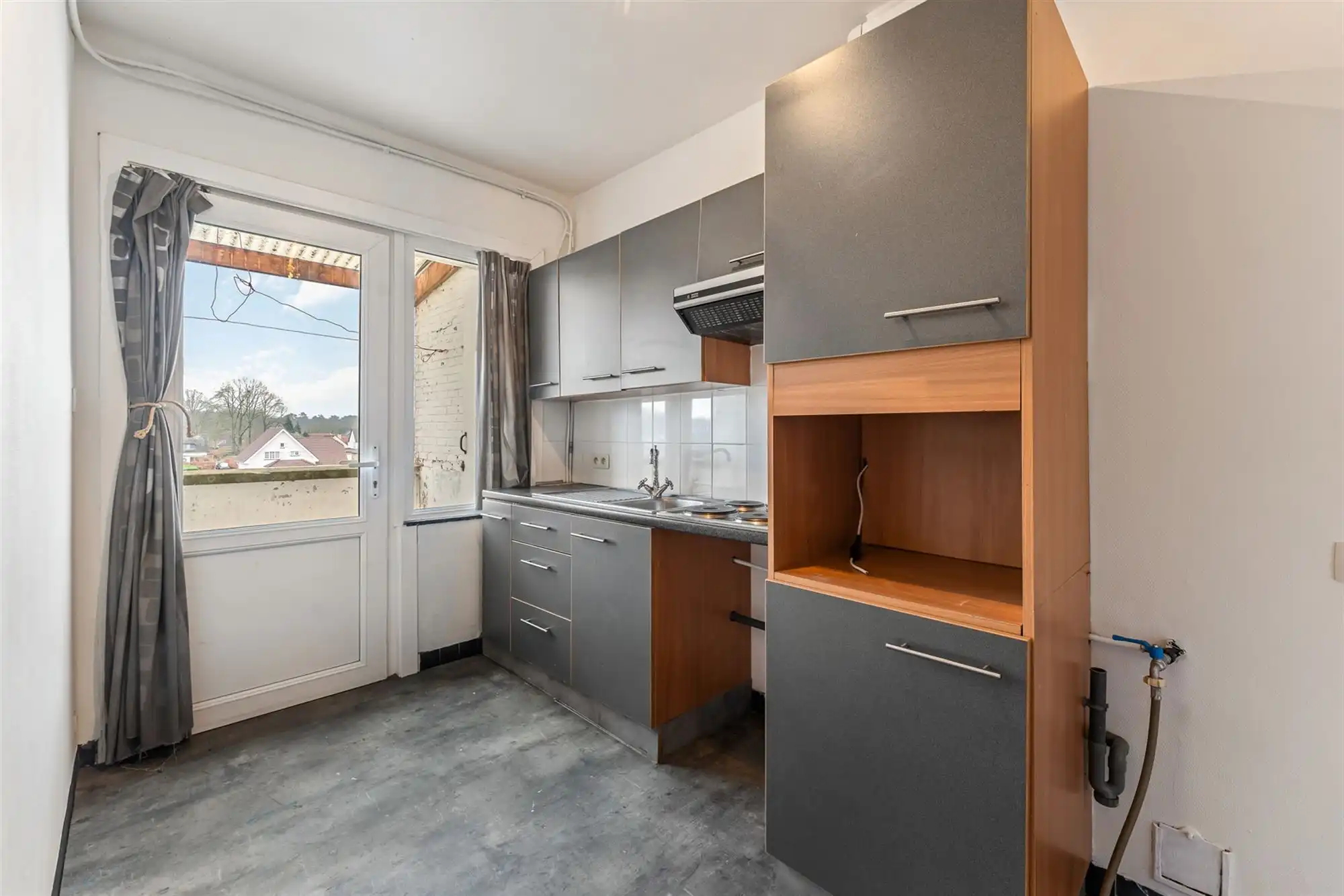 OP TE FRISSEN APPARTEMENT MET 3 SLAAPKAMERS IN DE NABIJHEID VAN HET CENTRUM VAN LEOPOLDSBURG foto 8