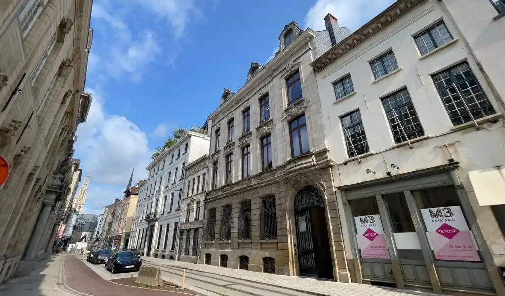 Kantoren te huur in prachtig herenhuis in centrum Antwerpen foto 15