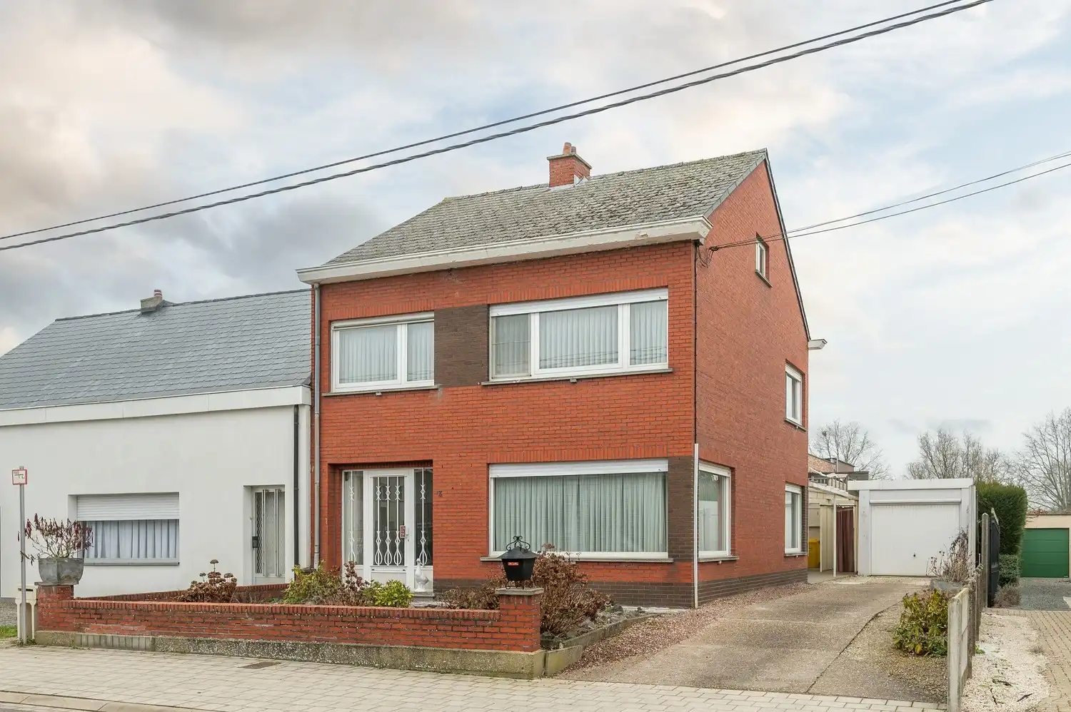 Hoofdfoto van de publicatie: Halfopen bebouwing in doodlopende straat.