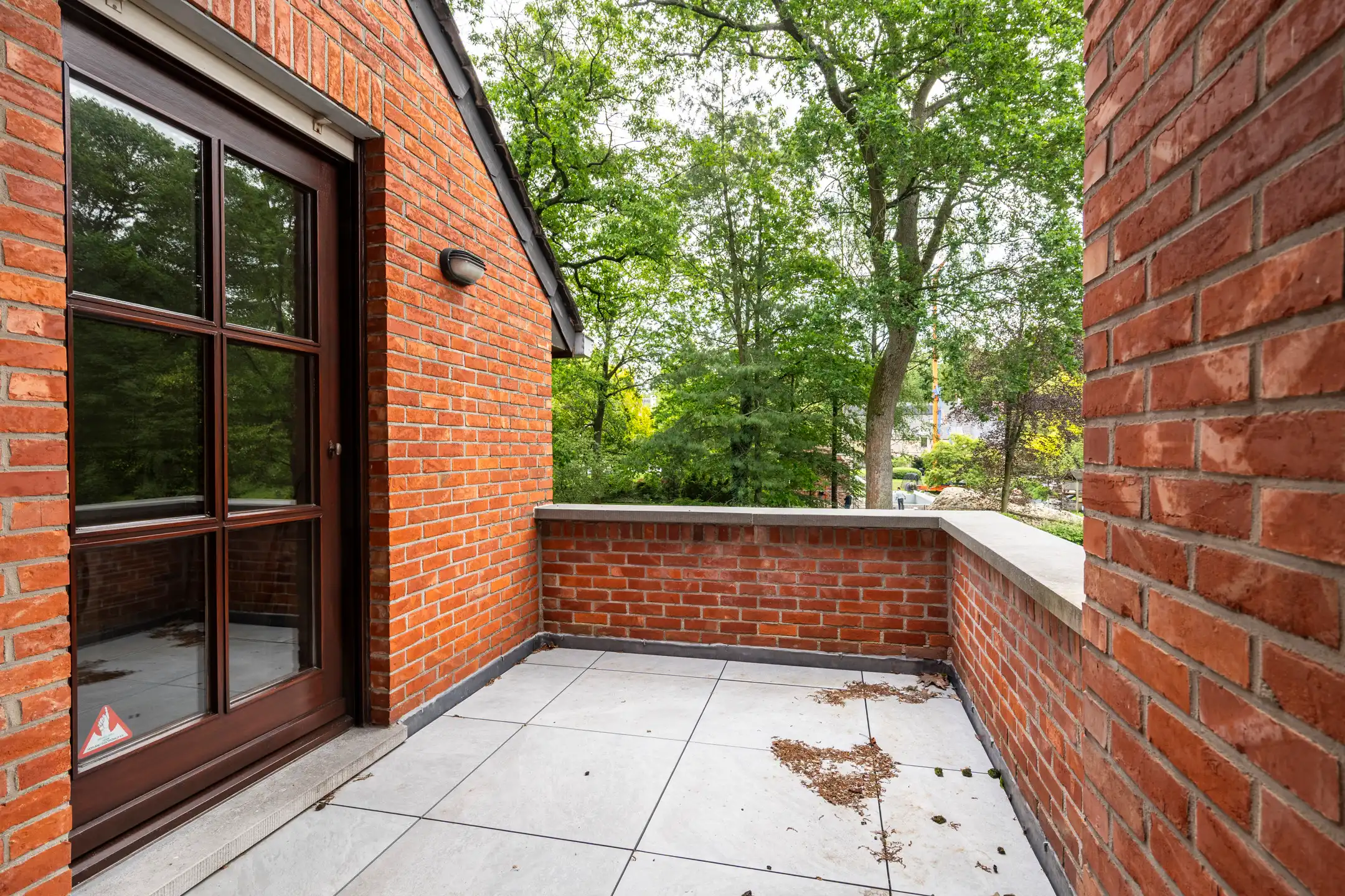 Ruime gezinswoning op prachtig perceel van ca. 1.972 m² foto 16