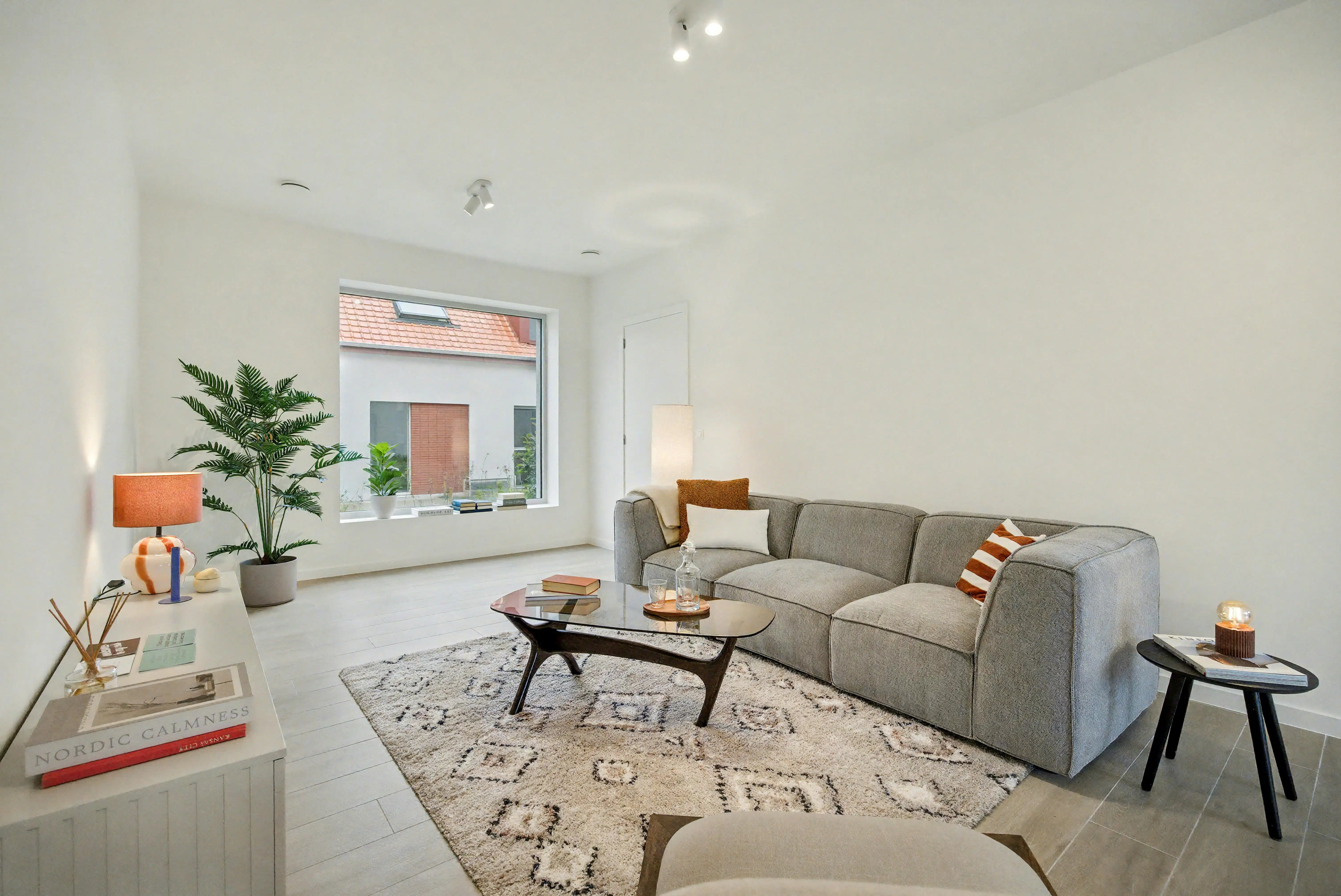 Unieke woning met 4 slaapkamers en twee badkamers foto 4