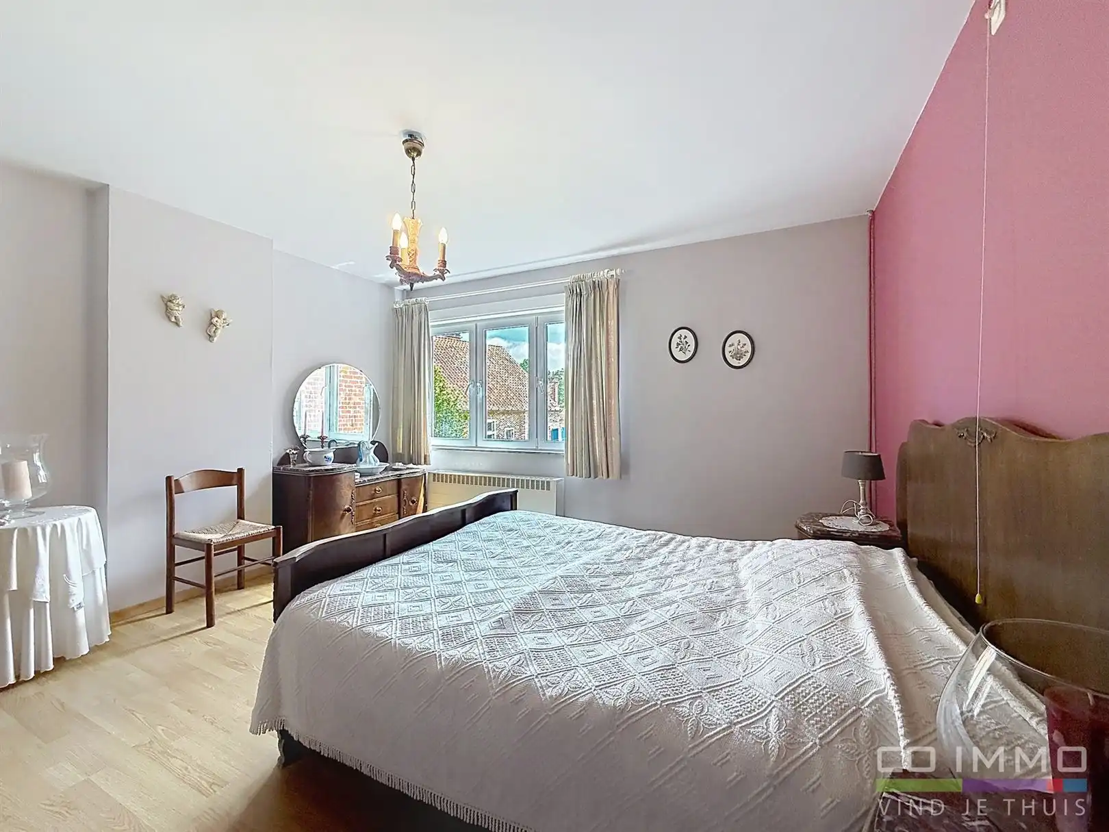 Ruime woning met extra woon- of werkpotentieel  foto 19