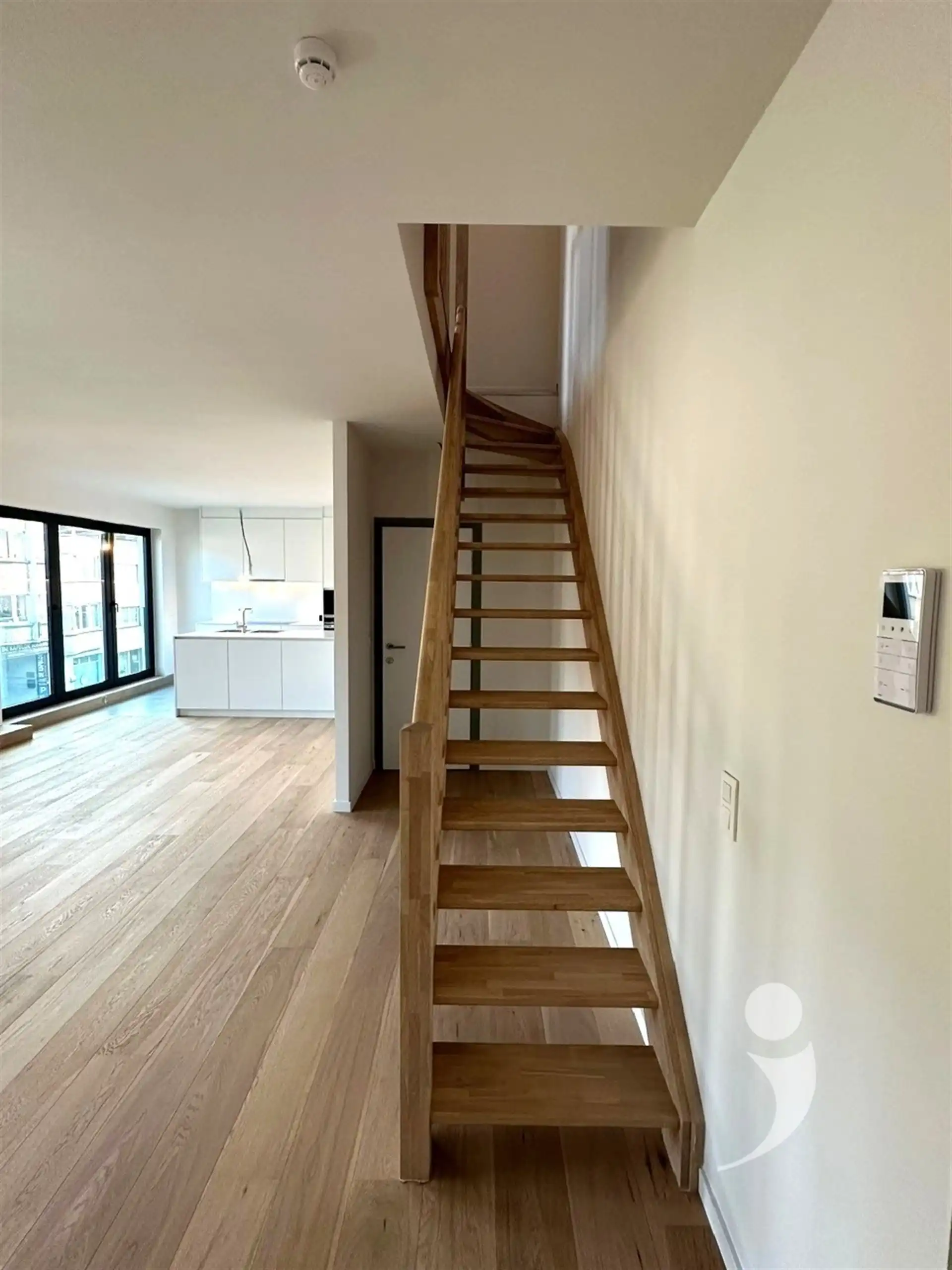 Knap vernieuwbouwappartement foto 6