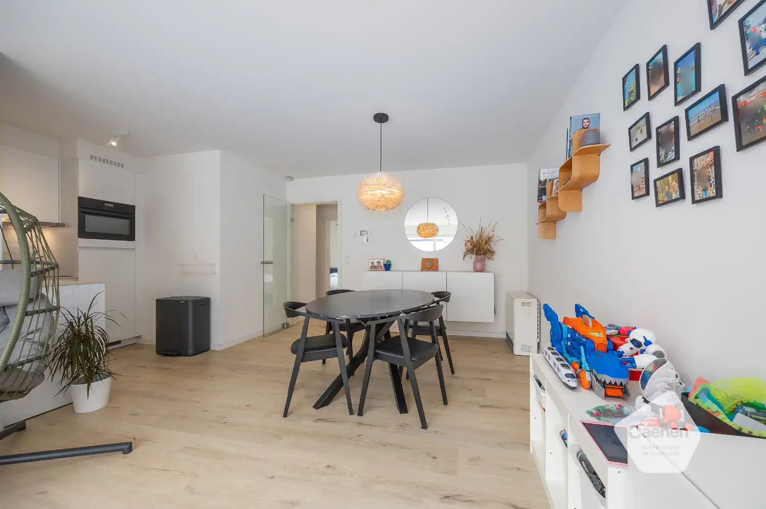 3 slaapkamerappartement met terras nabij strand van Oostende! foto 4