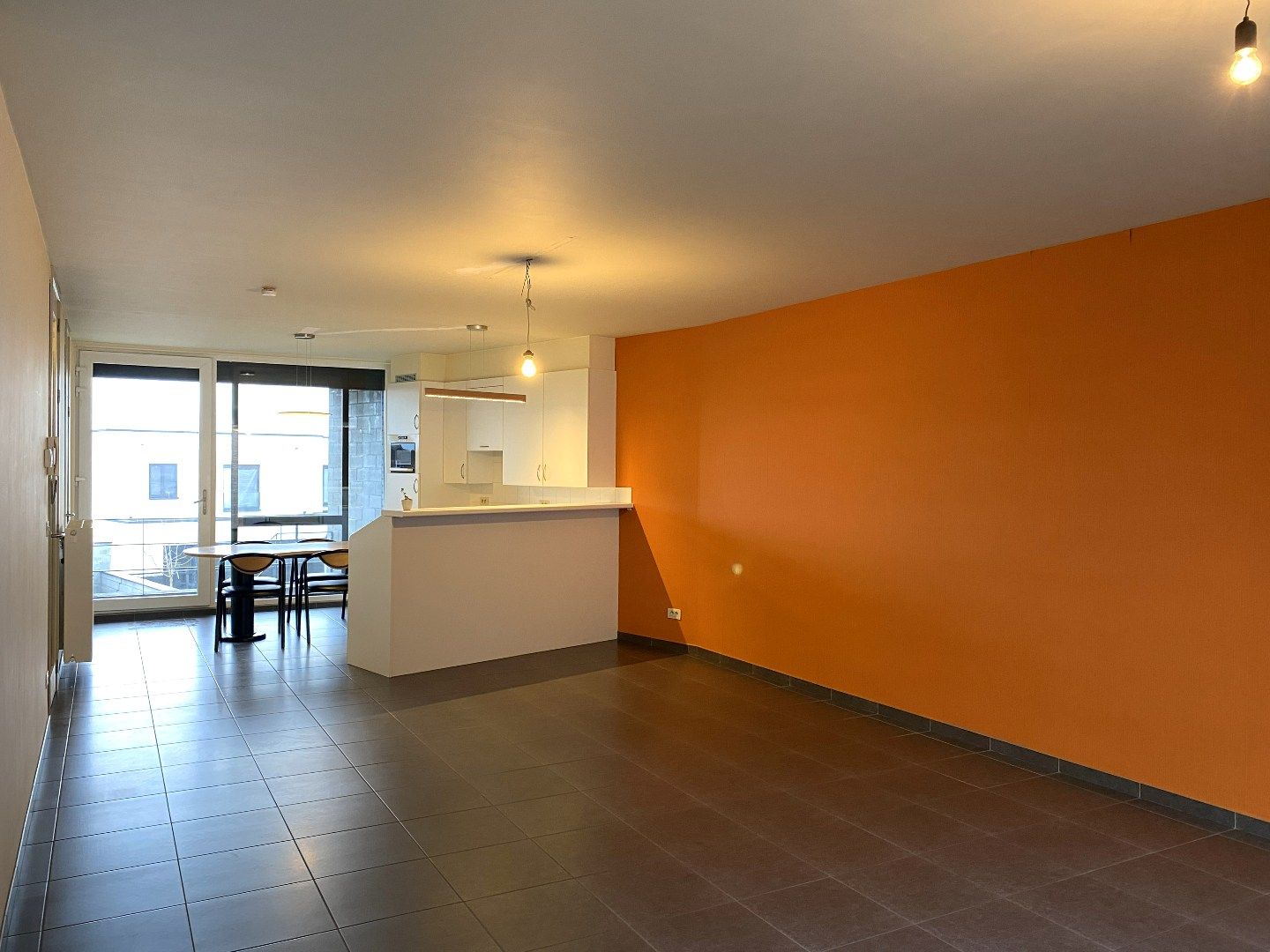 GEZELLIGE RIJWONING MET 3 SLPKS | KOER EN TERRAS foto 3