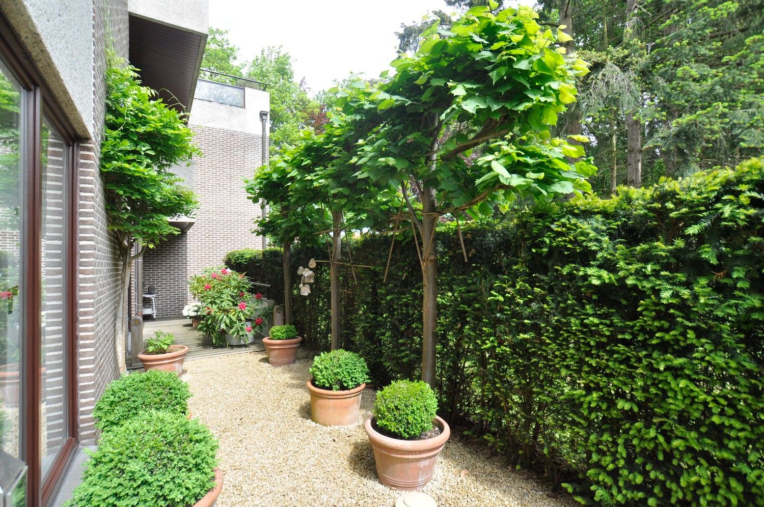 Exclusief, gelijkvloers villa-appartement van 275 m² met 4 slaapkamers, op unieke locatie in Parkdomein Petersheim, nabij het centrum van Lanaken foto 25