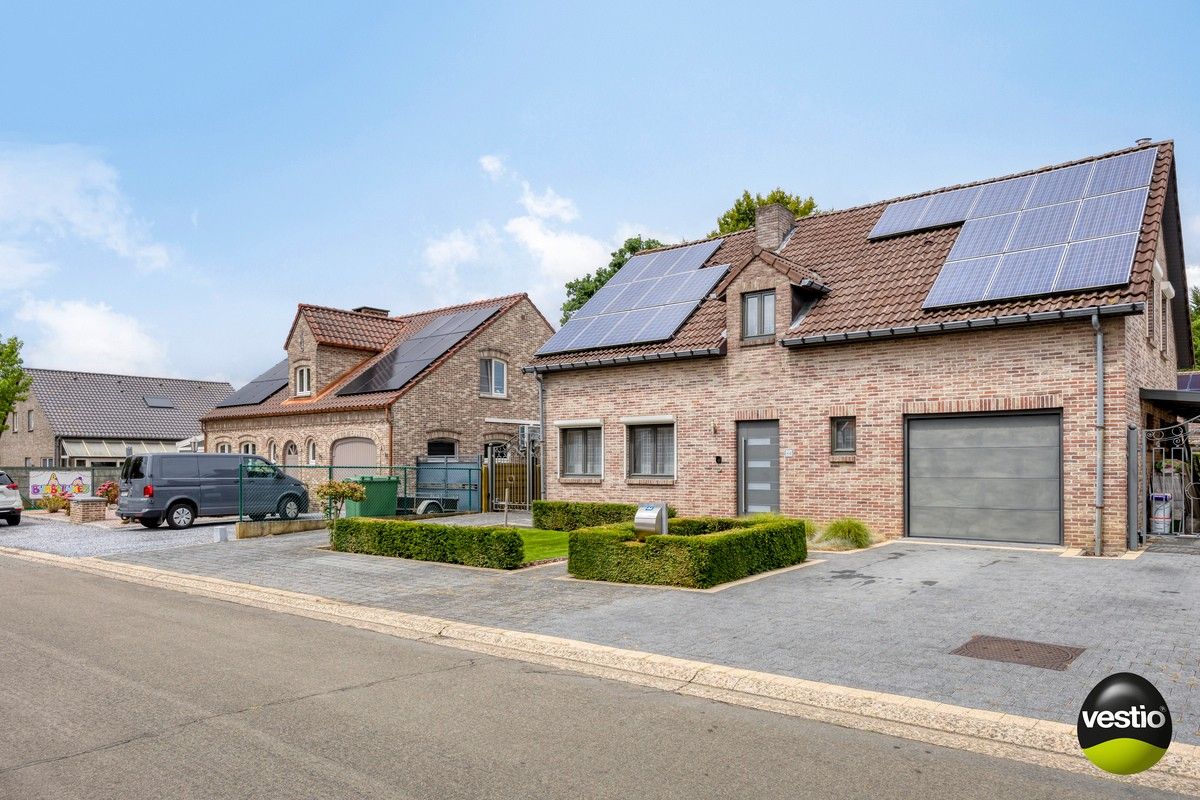 OB MET 4 SLK IN RUSTIGE BUURT foto 2