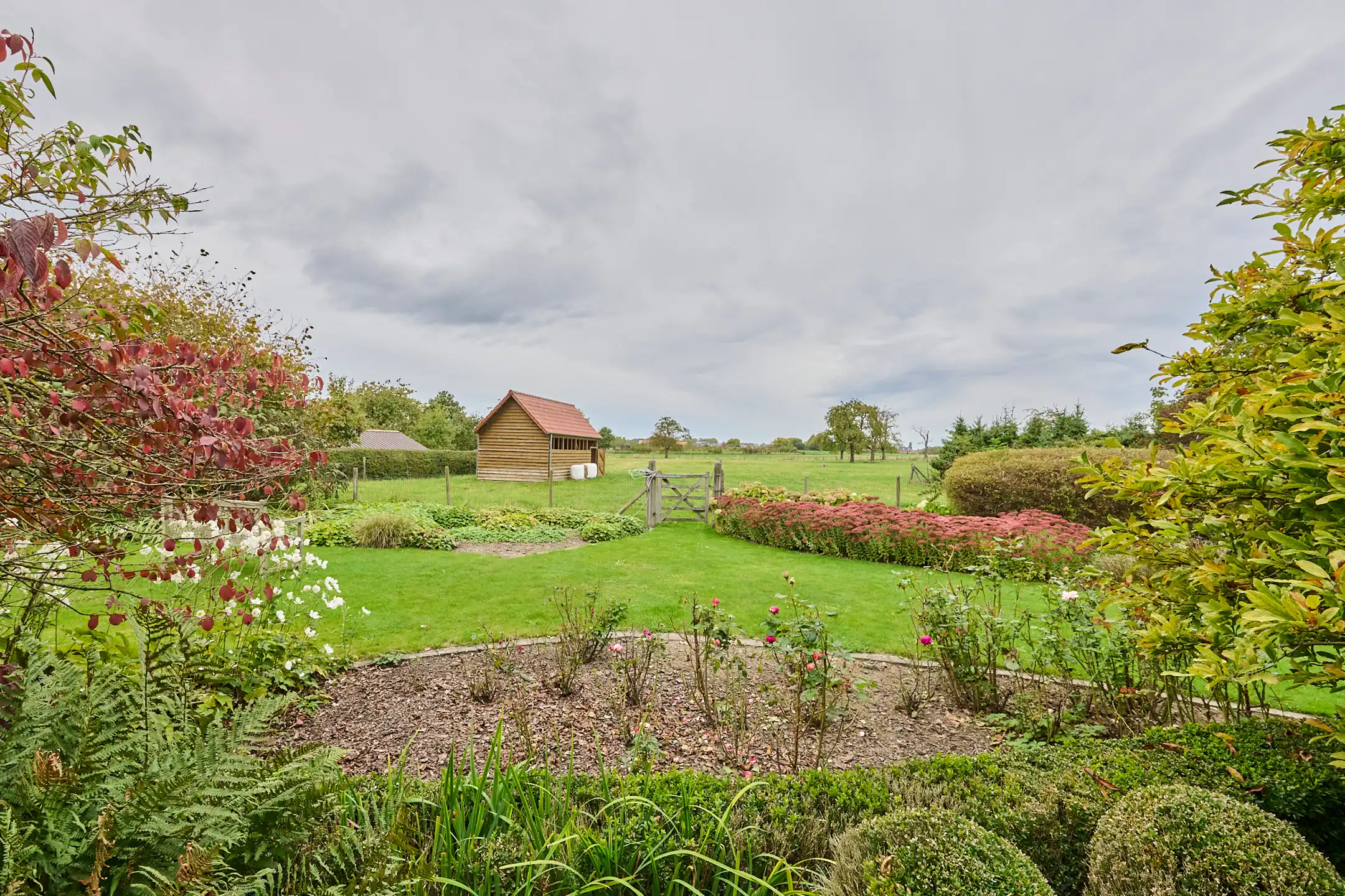 Prachtige vierkantshoeve met binnenkoer op een uitgestrekt perceel van 1ha 43 a 15 ca foto 16