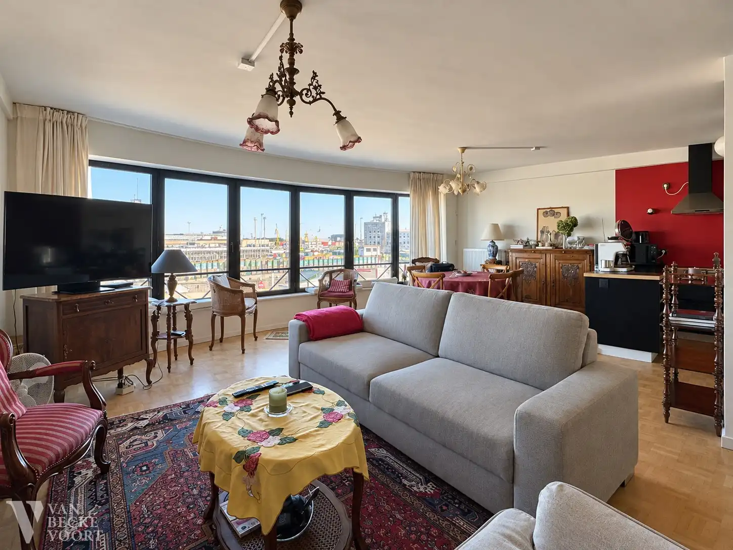 Appartement 73m² met uniek uitzicht over de Visserskaai foto 3