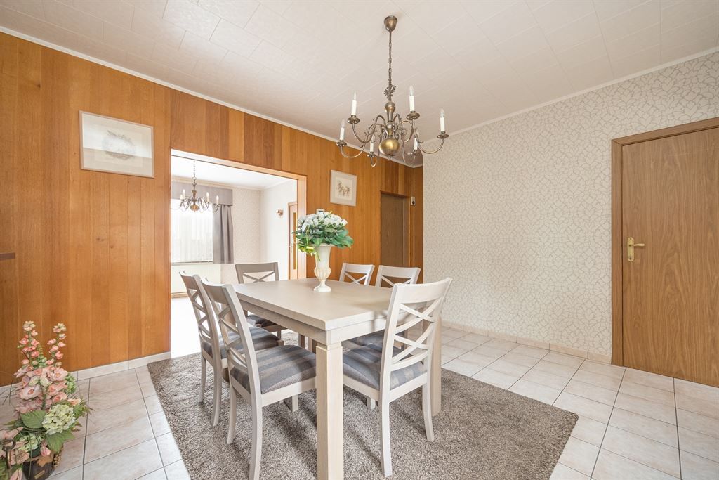 Knappe woning met prachtig uitzicht foto 7