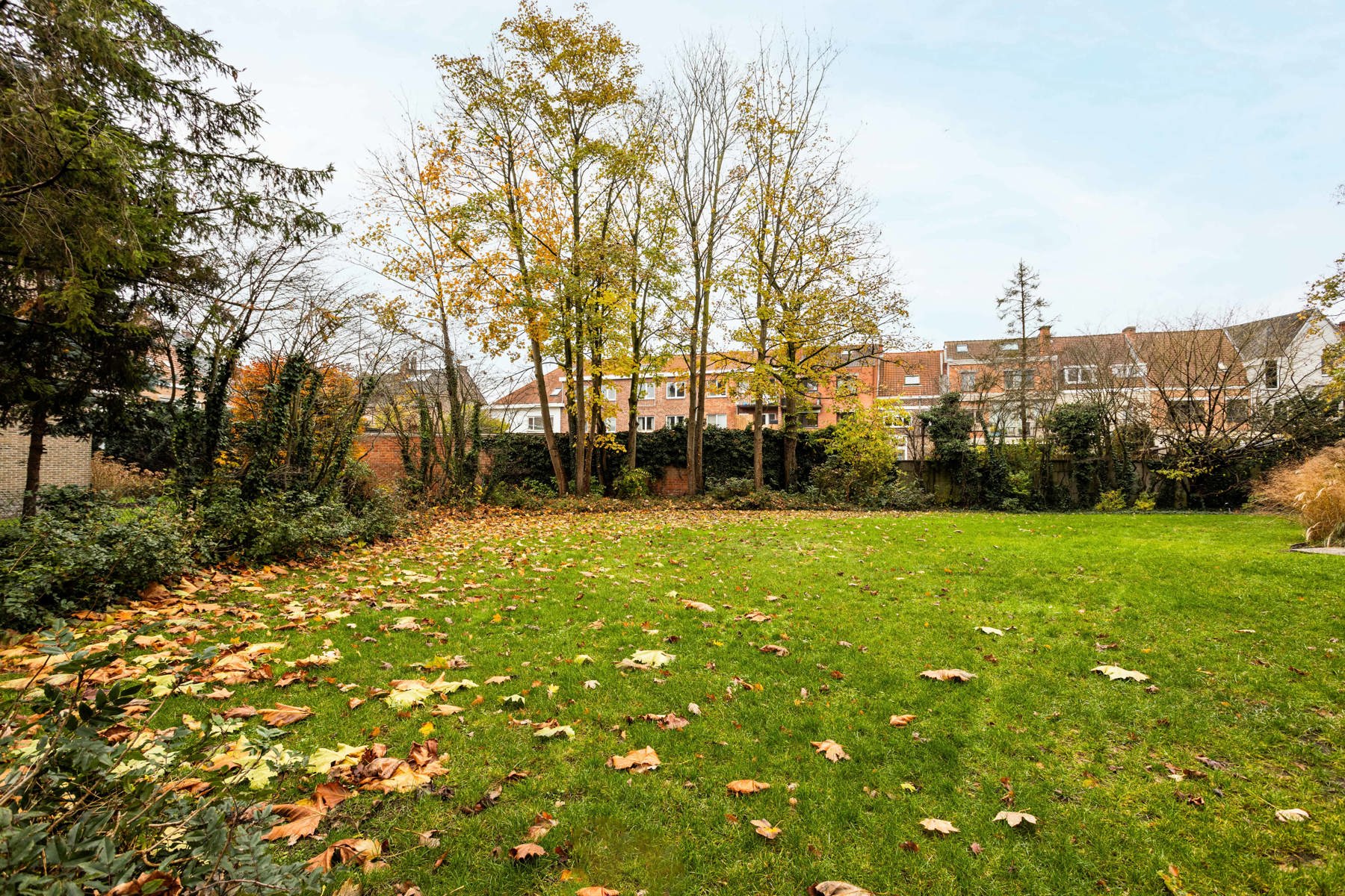 Ruim en lichtrijk duplexappartement met garagebox foto 16