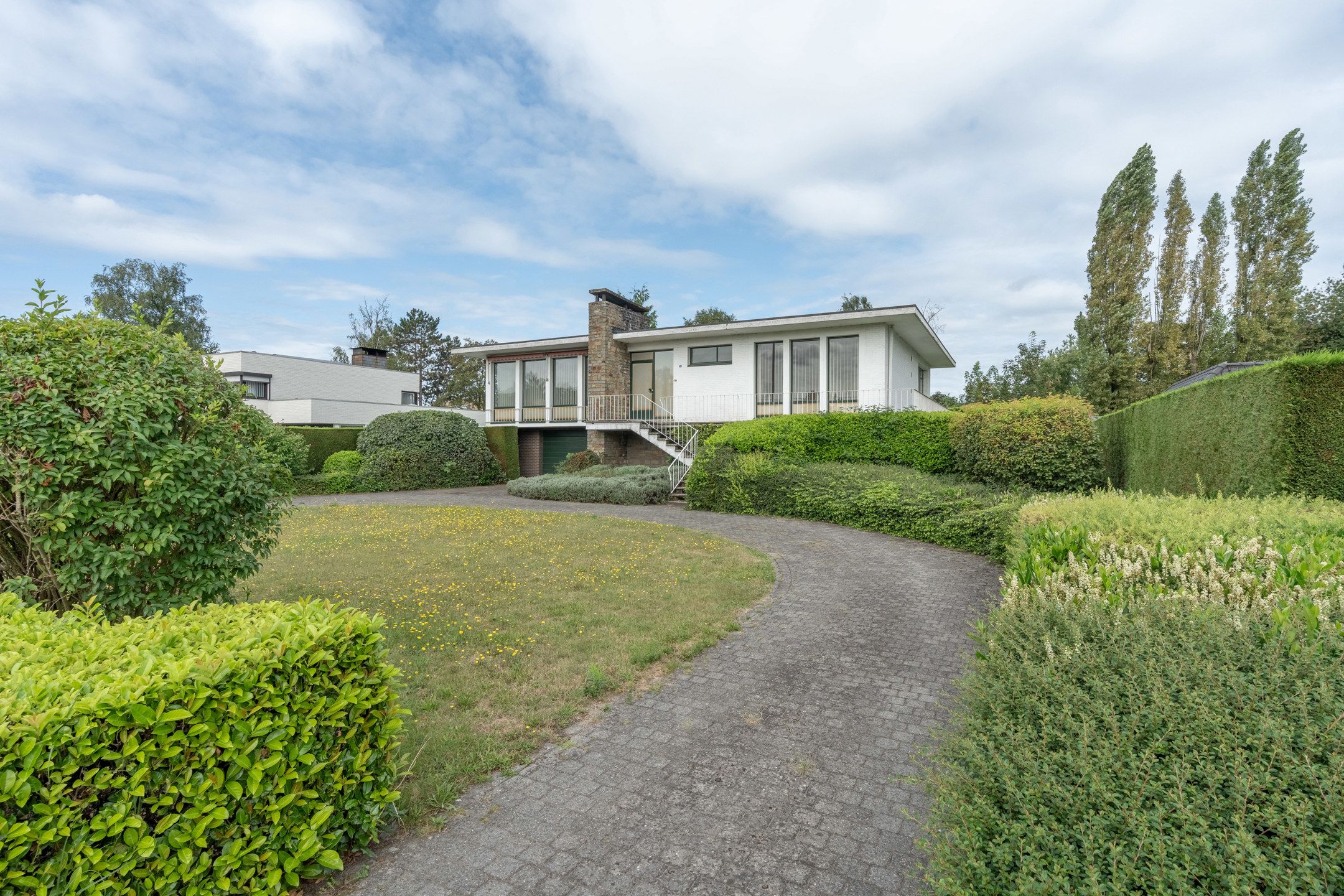 Te renoveren villa op een perceel van 1.250 m² foto 1