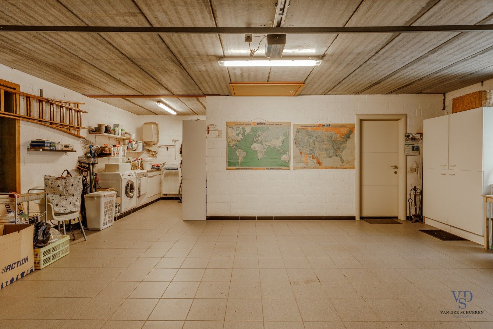 Tijdloze villa in 't groen.  foto 37