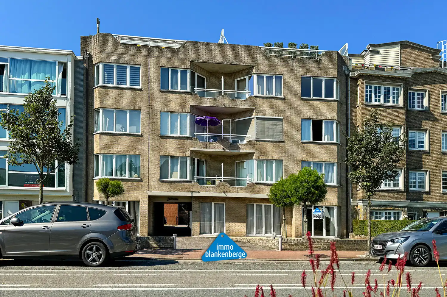 Gelijkvloers Appartement met Twee Slaapkamers foto {{pictureIndex}}