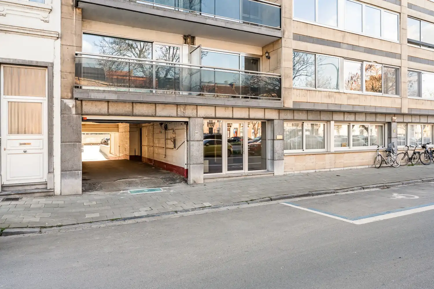 Autostaanplaats in het centrum van Mechelen foto 2