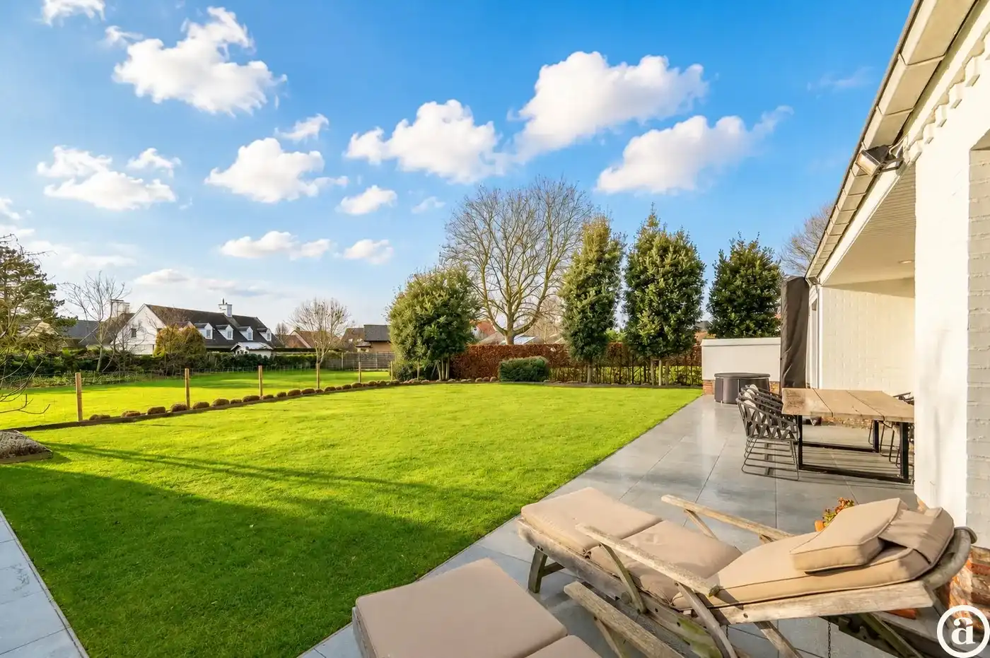 Charmante villa met zonnige tuin, op fietsafstand van het centrum en de zee foto 36