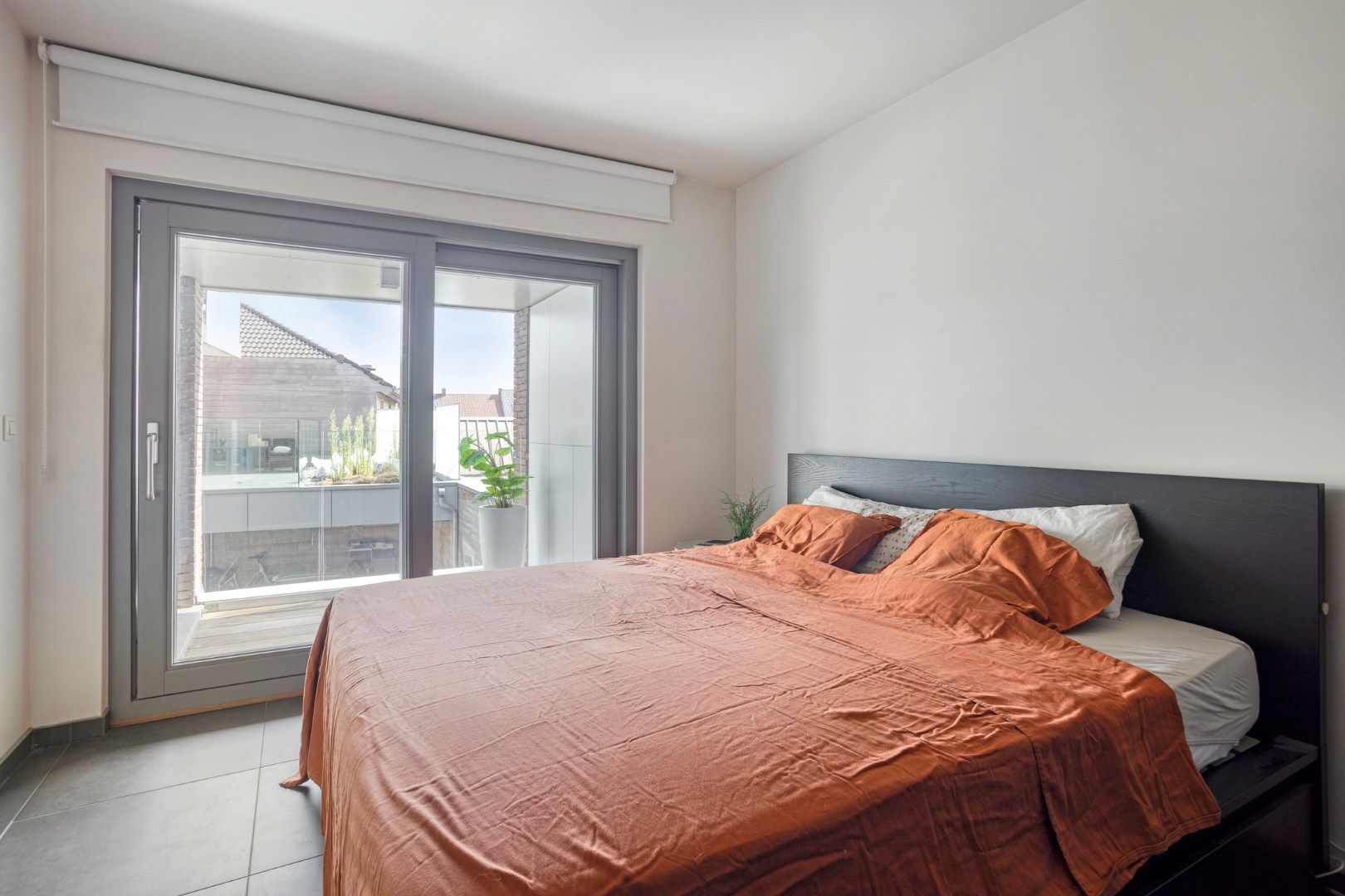 Mooi appartement met 2 slaapkamers in centrum Wevelgem! foto 12