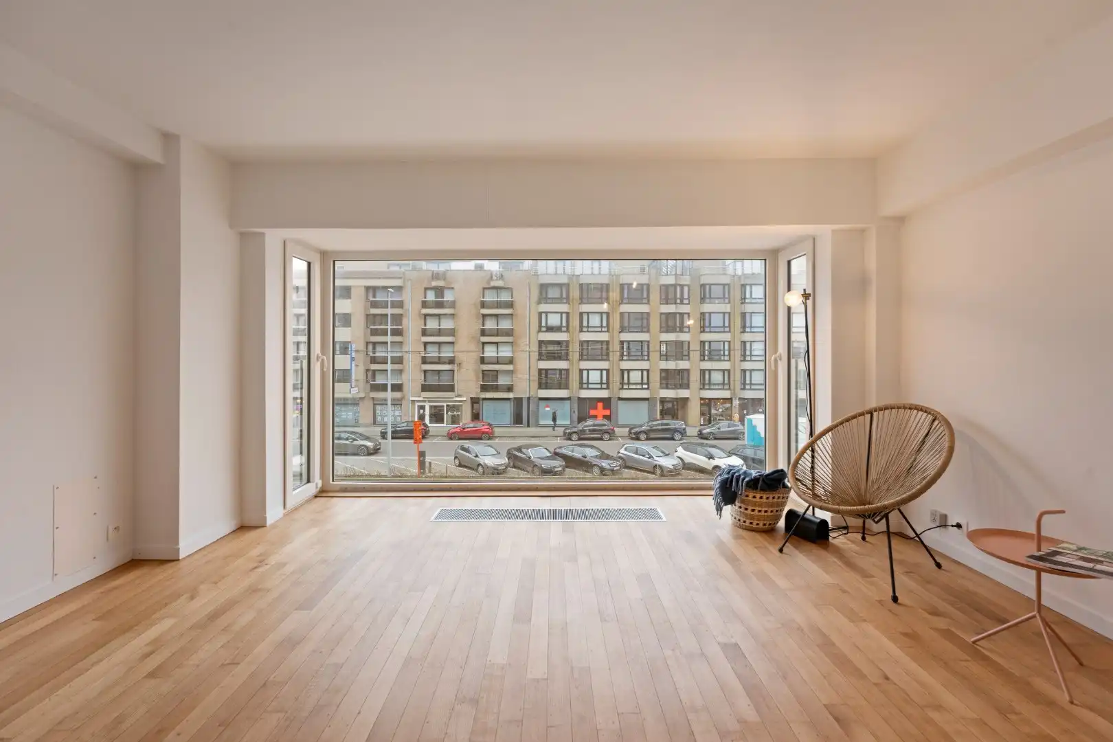 Energiezuinige, volledig gerenoveerde woning te koop op toplocatie in Wenduine! foto 7