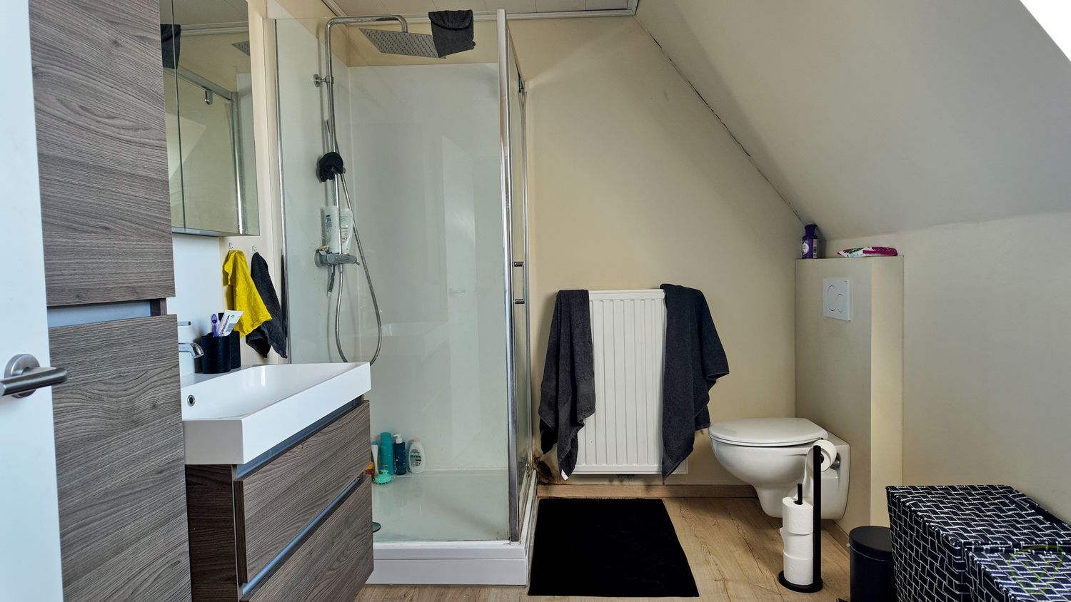 Charmant gerenoveerde woning gelegen te Adegem! foto 10