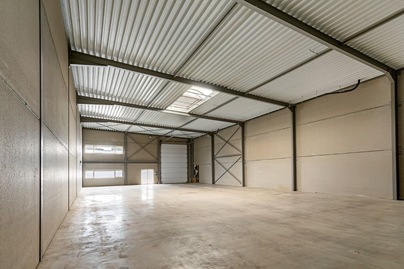 Ruim magazijn van 445m² in industriegebied van Kapellen foto 5