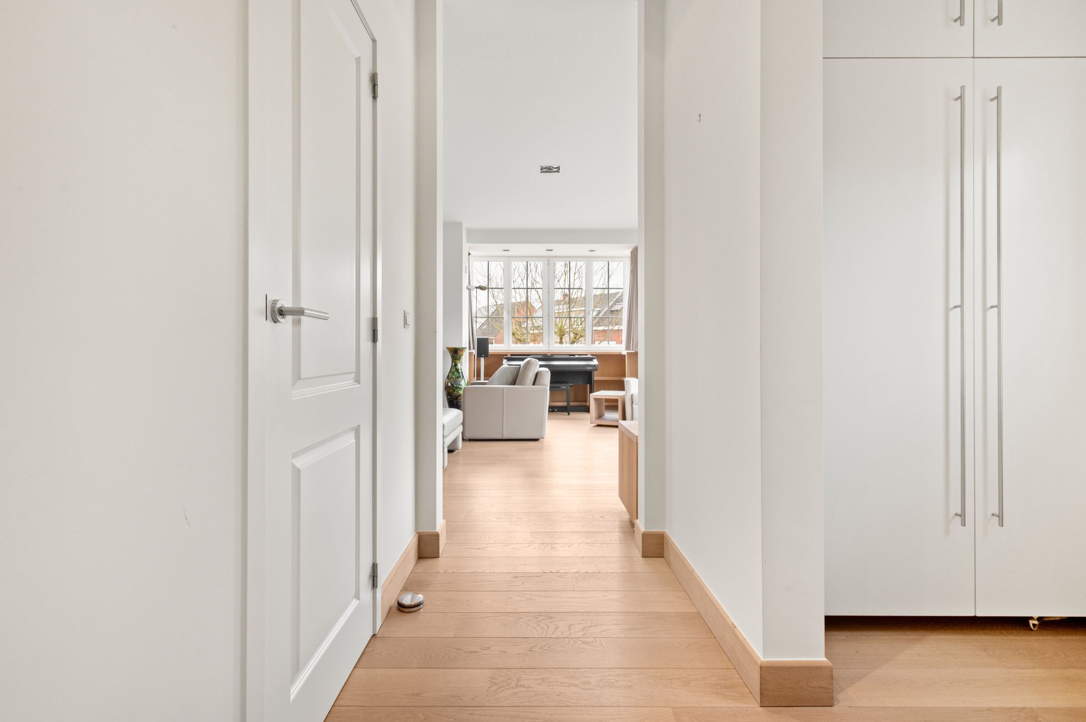 Duplexappartement met groot terras, zolder & 2 staanplaatsen foto 17