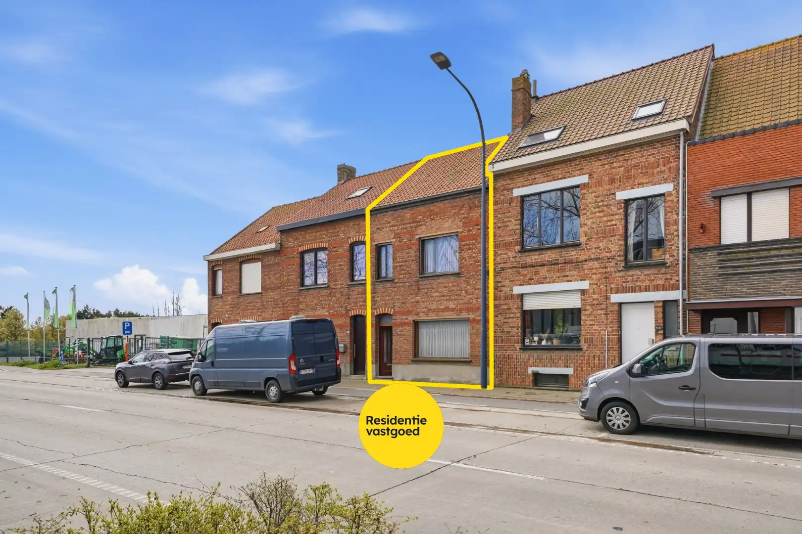 Hoofdfoto van de publicatie: Te renoveren woning met 3 slaapkamers en tuin in Zandvoorde (Oostende)
