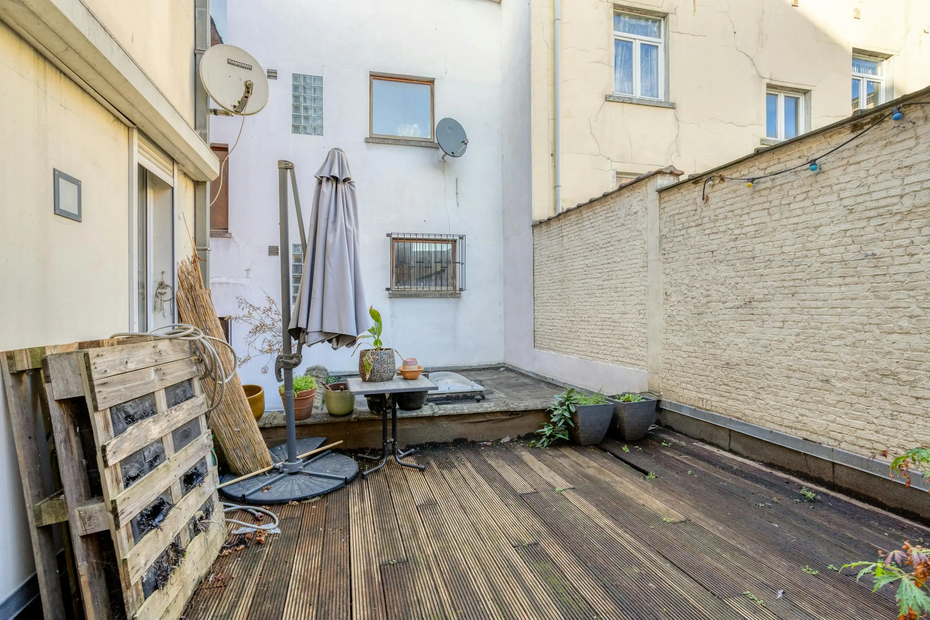 Lichtrijke design loft met stadsterras op 1 min van Dansaert foto 14