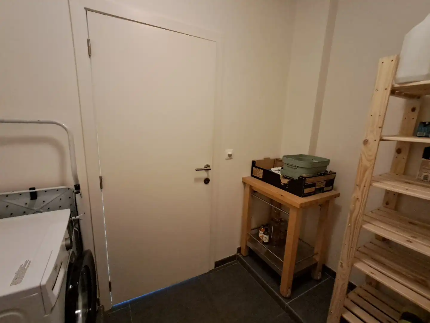 Instapklare halfopen woning met ruime zonnige tuin te Oedelem! foto 7
