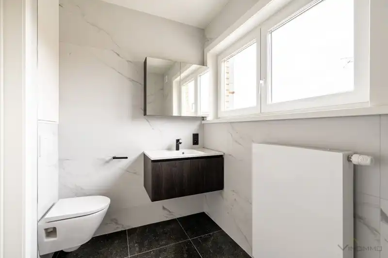 Prachtig gerenoveerd  energiezuinig duplexappartement op wandelafstand van de zee foto 14