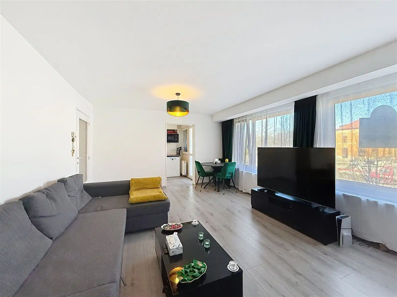 Eén slaapkamer apparment met kelder foto 8