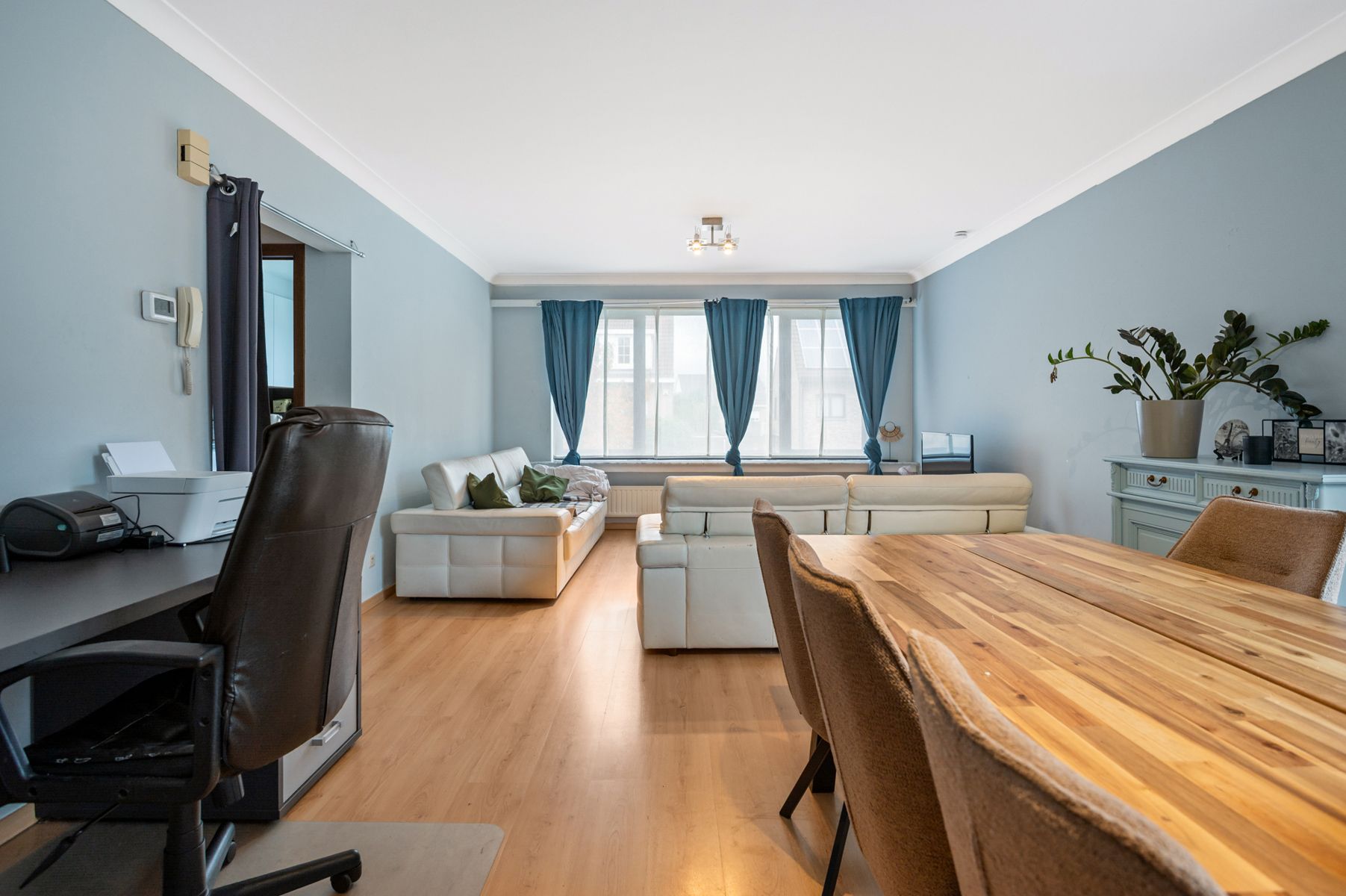 Ruim appartement met drie slaapkamers in centrum Wommelgem. foto 4