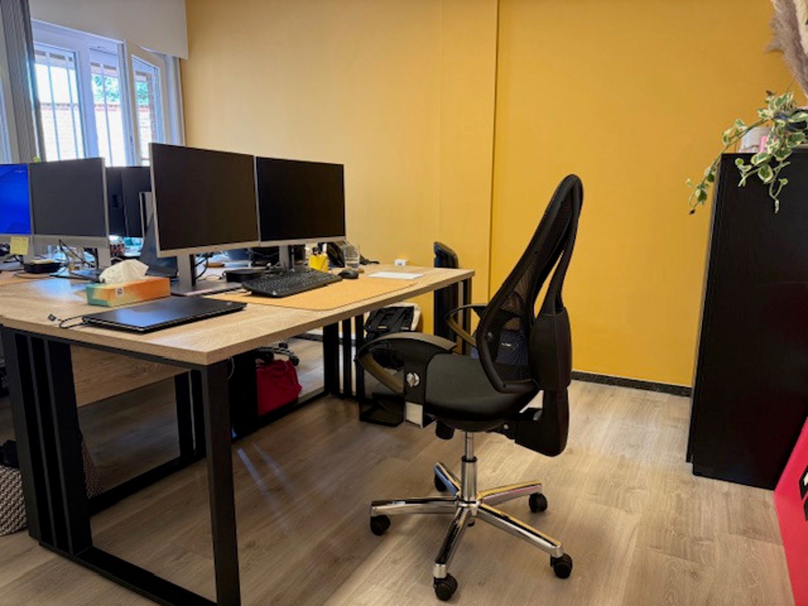 Te huur: kantoorruimte vlakbij E40 foto 9