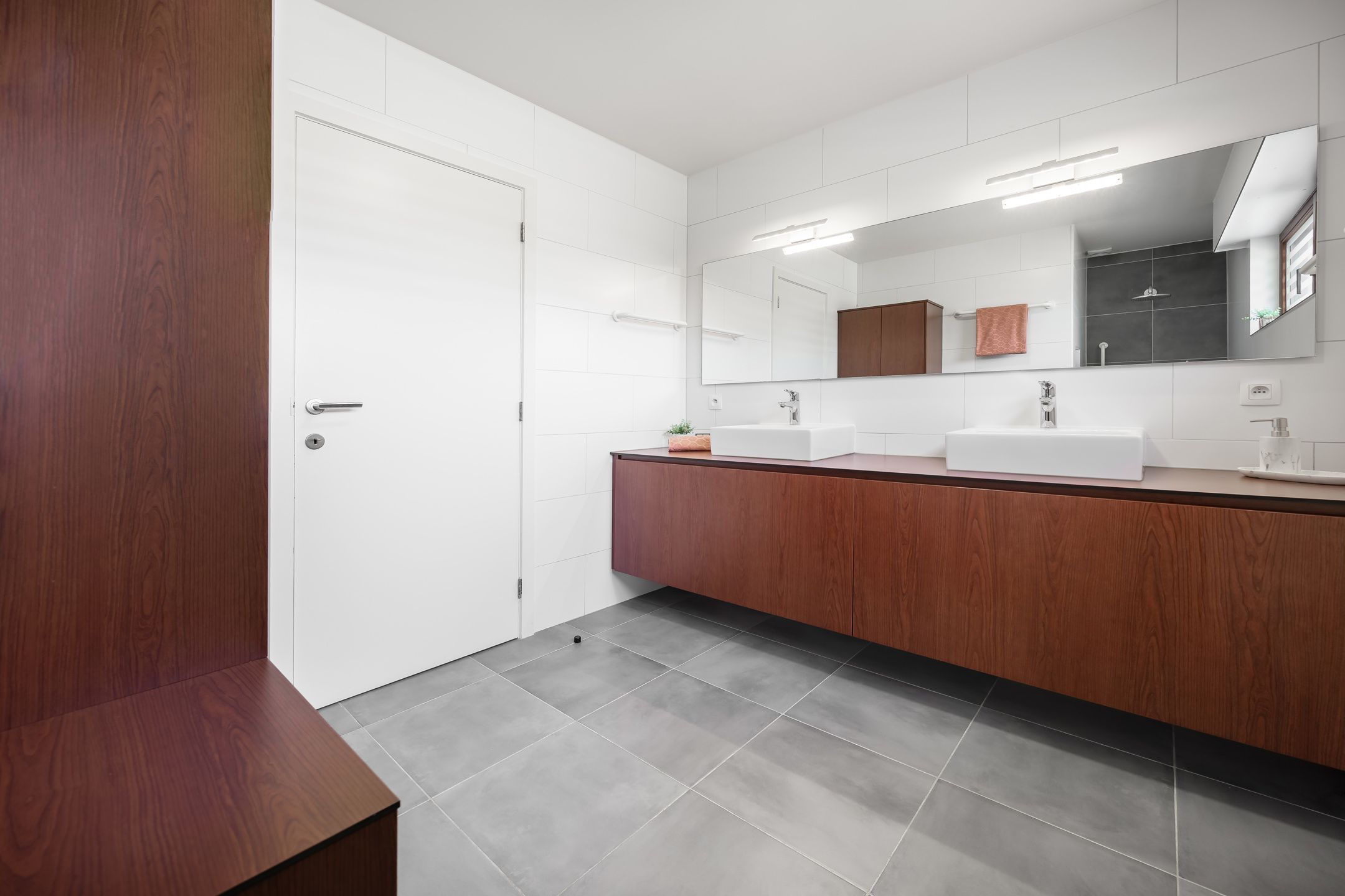 Instapklare woning met 4 slpks nabij centrum Westmalle foto 8