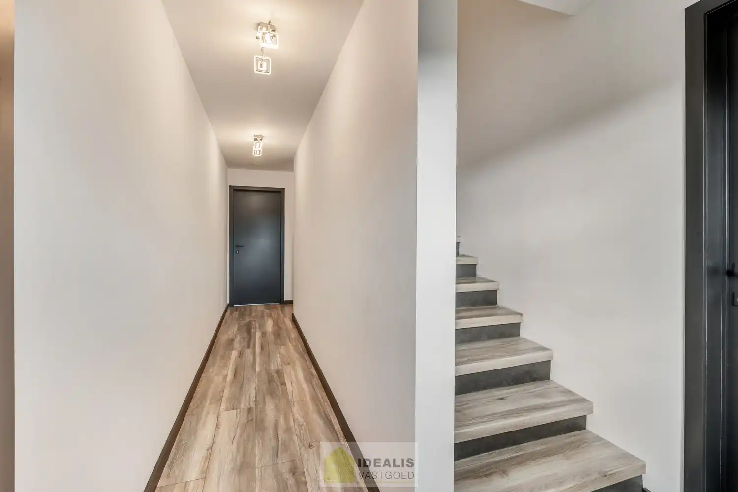 EEN BIJZONDER RIANTE WONING VAN MAAR LIEFST 302M² WOONOPPERVLAKTE OP EEN KNAP PERCEEL VAN 5A 90CA. foto 40