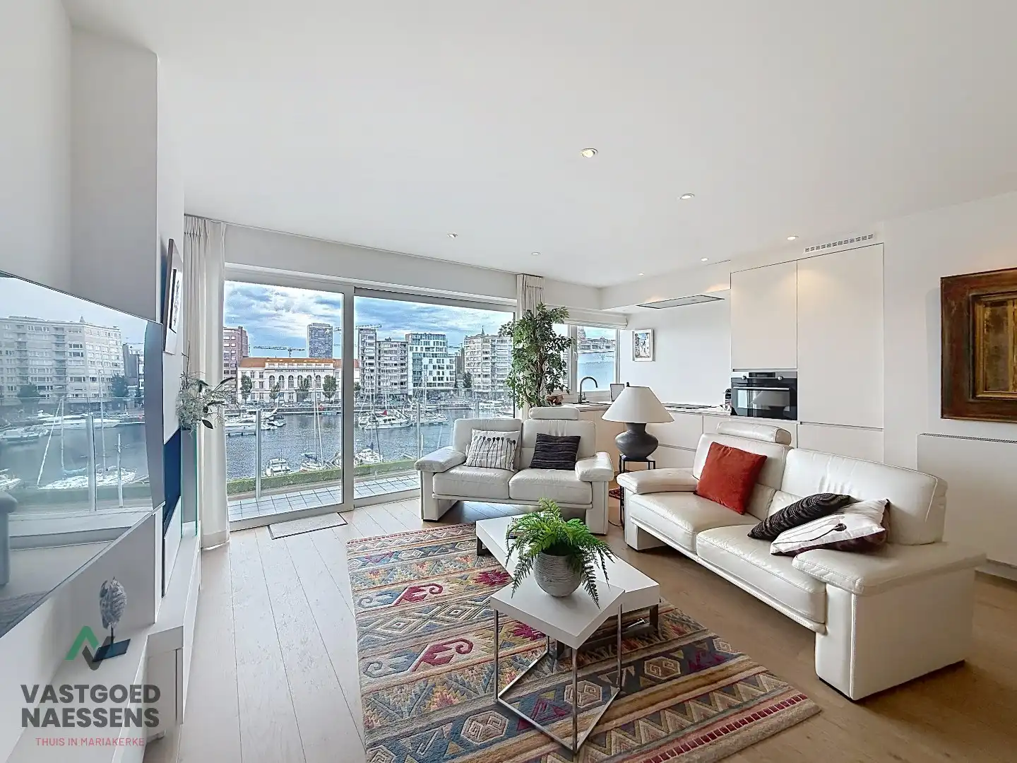 SCHITTEREND VERNIEUWD 2 SLPK APP MET  TERRAS EN ZICHT OP HAVEN foto 7
