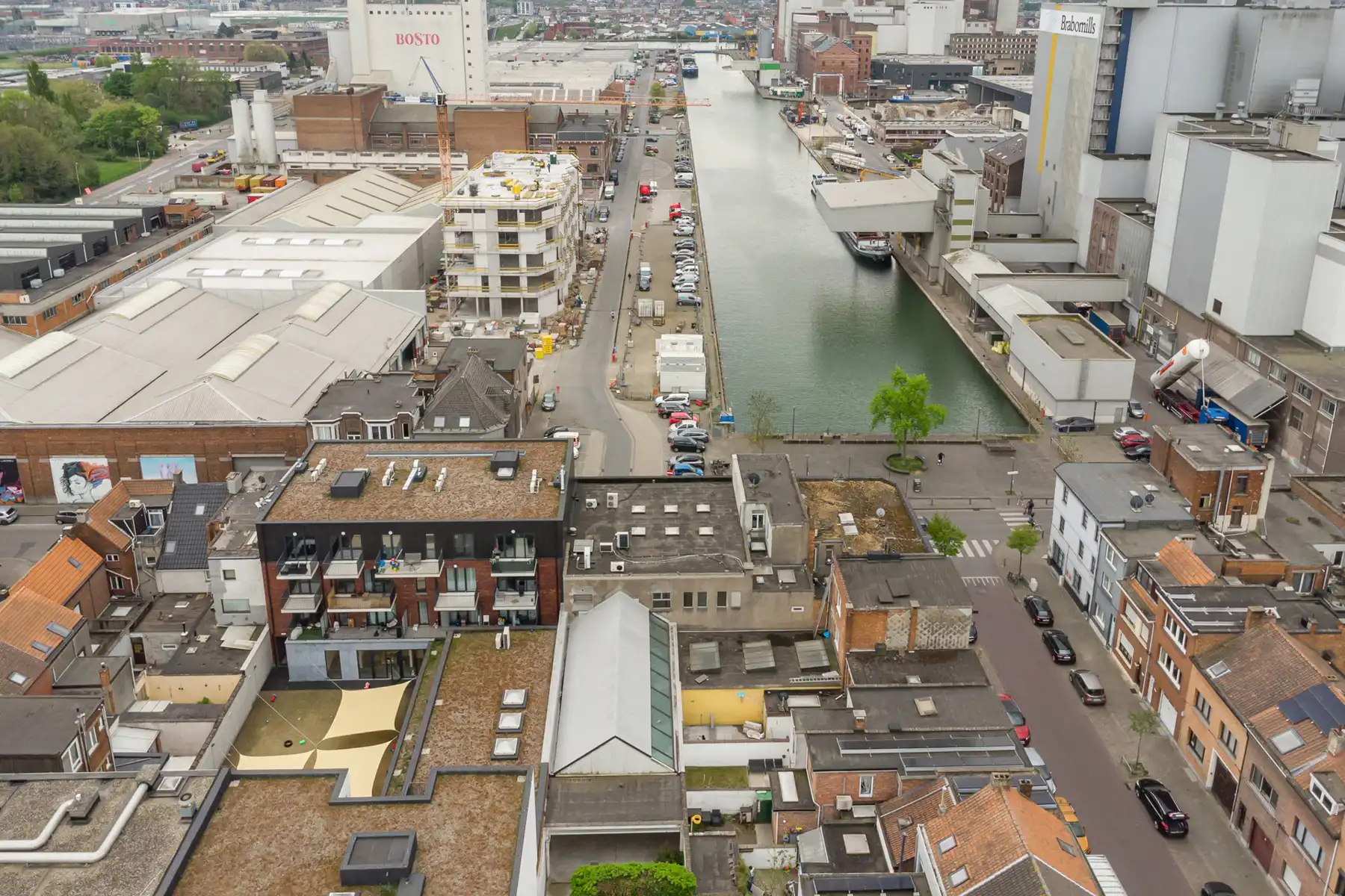 Instapklaar kantoorgebouw te koop in Merksem foto 63