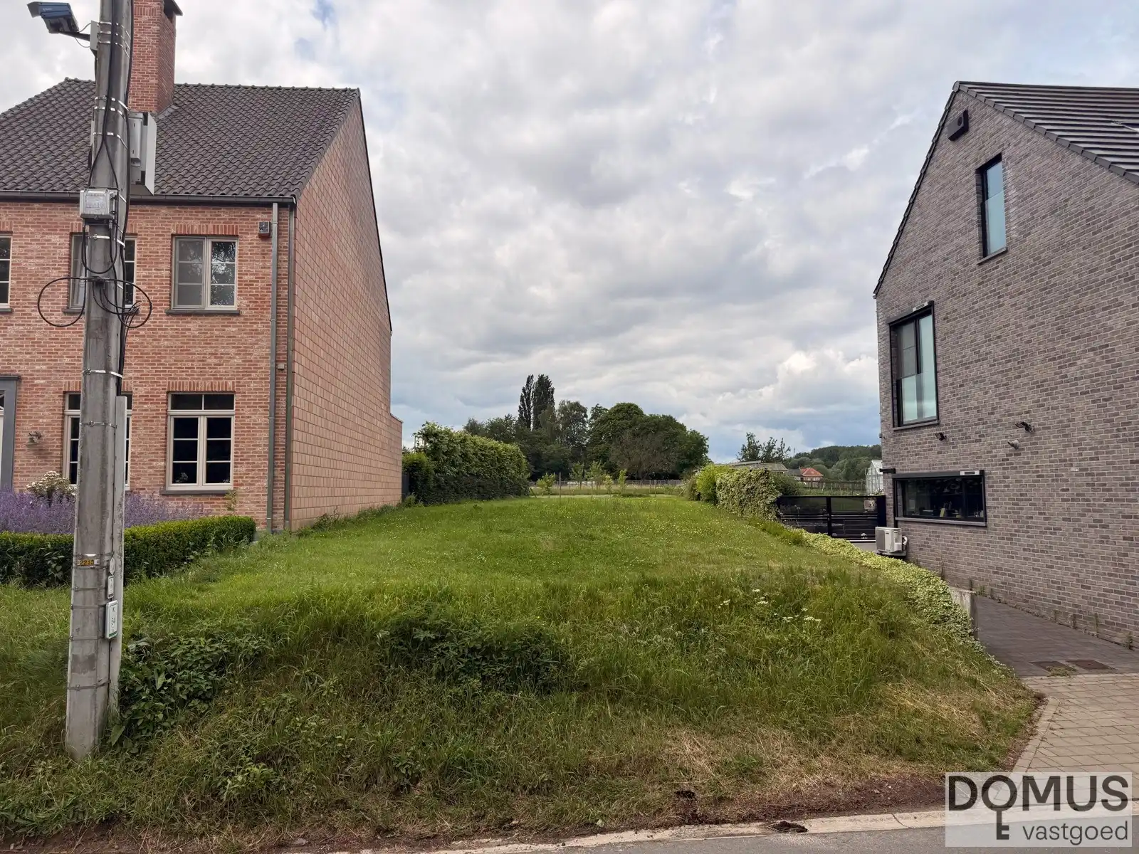 Bouwgrond van 584 m² in rustige woonomgeving te Brussegem foto 5