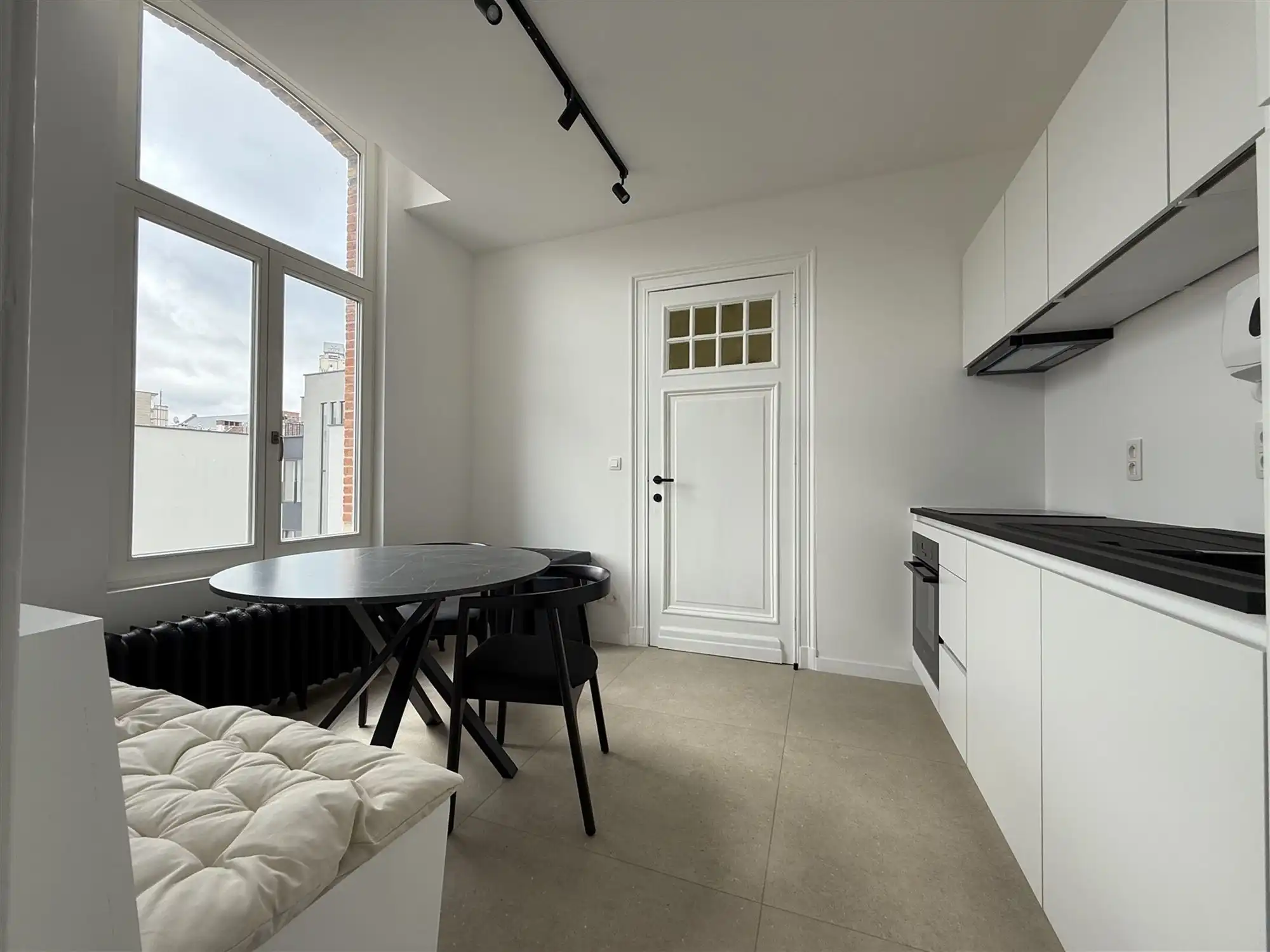 Ruim kantoor met keuken in centrum Antwerpen foto 6